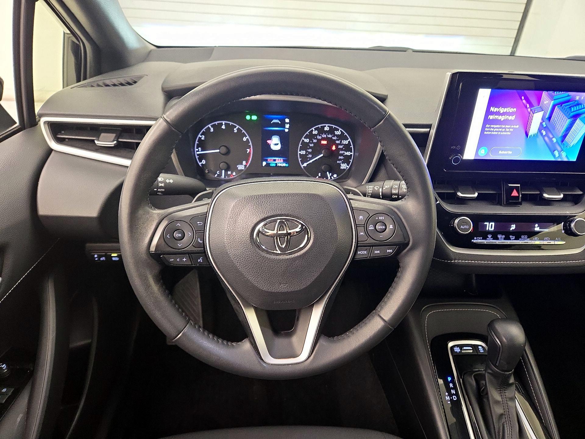 Thumbnail: 2023 Toyota Corolla - 10