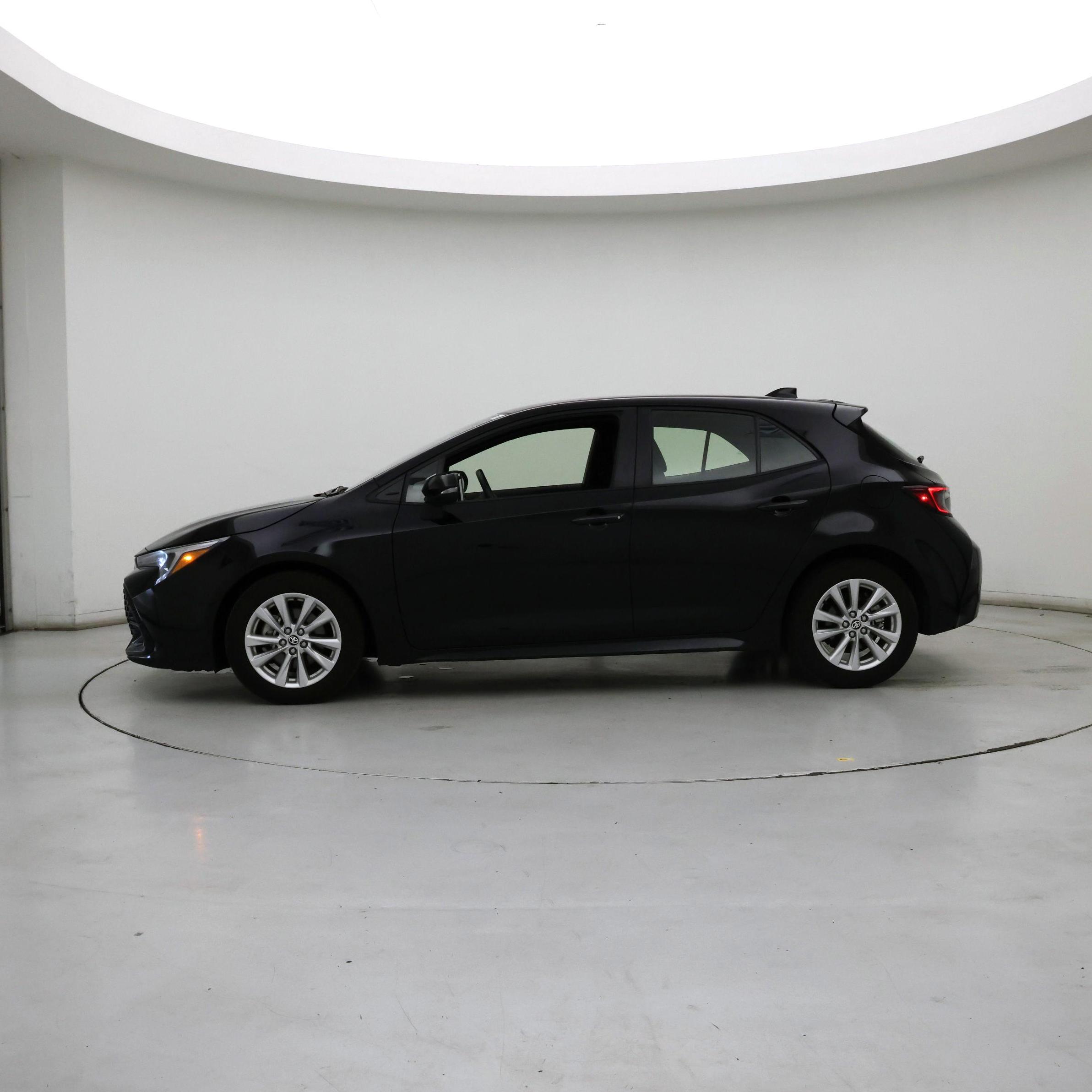 Thumbnail: 2023 Toyota Corolla - 3
