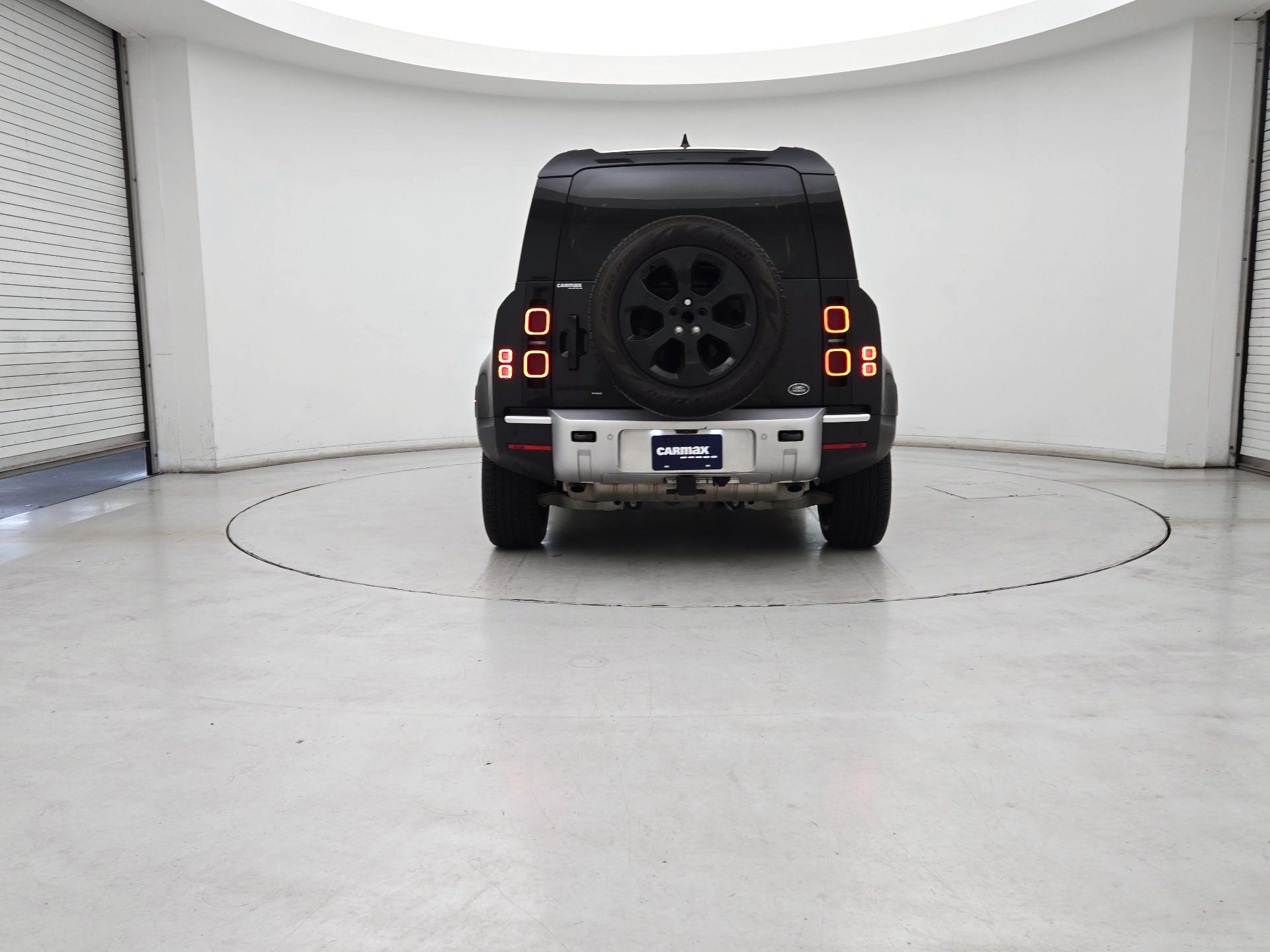 Thumbnail: 2023 Land Rover Defender - 6