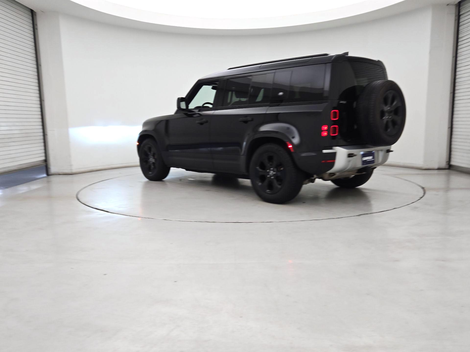 Thumbnail: 2023 Land Rover Defender - 7