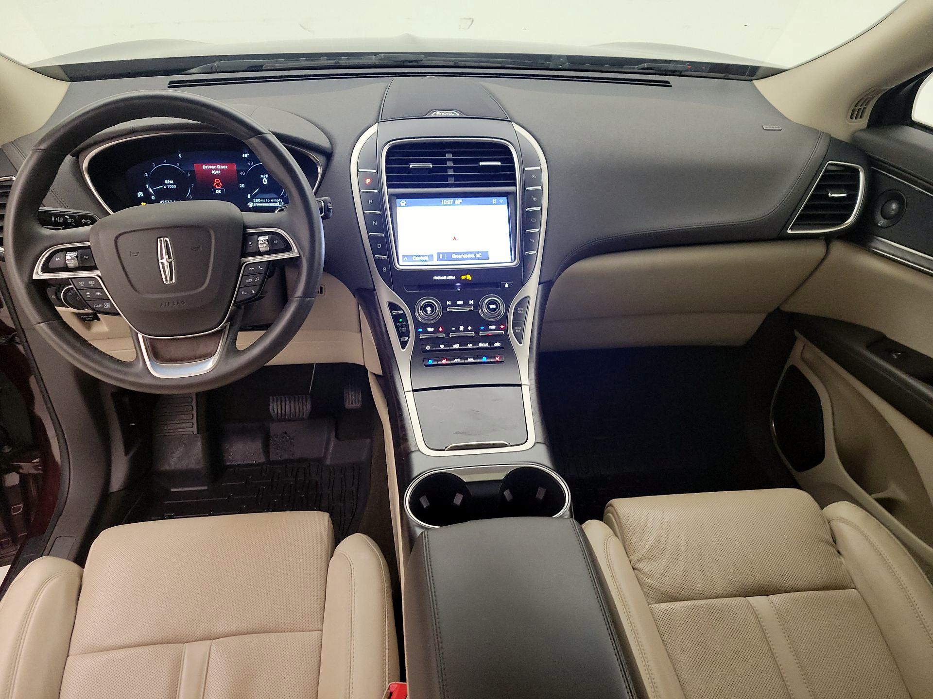 Thumbnail: 2020 Lincoln Nautilus - 9