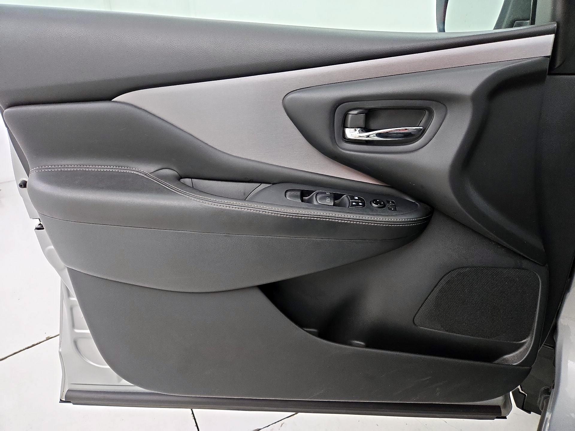 Thumbnail: 2019 Nissan Murano - 12