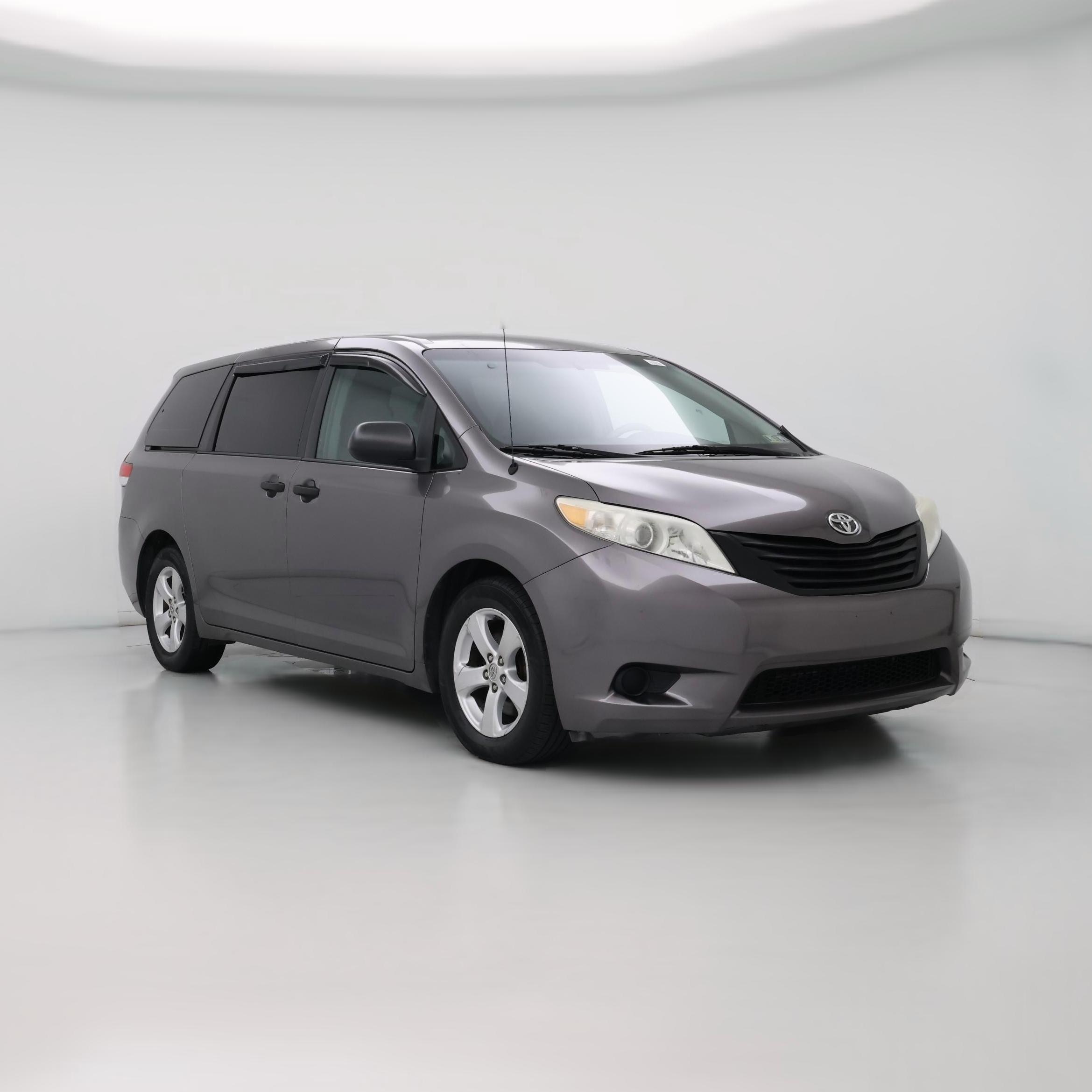 Thumbnail: 2014 Toyota Sienna - 1