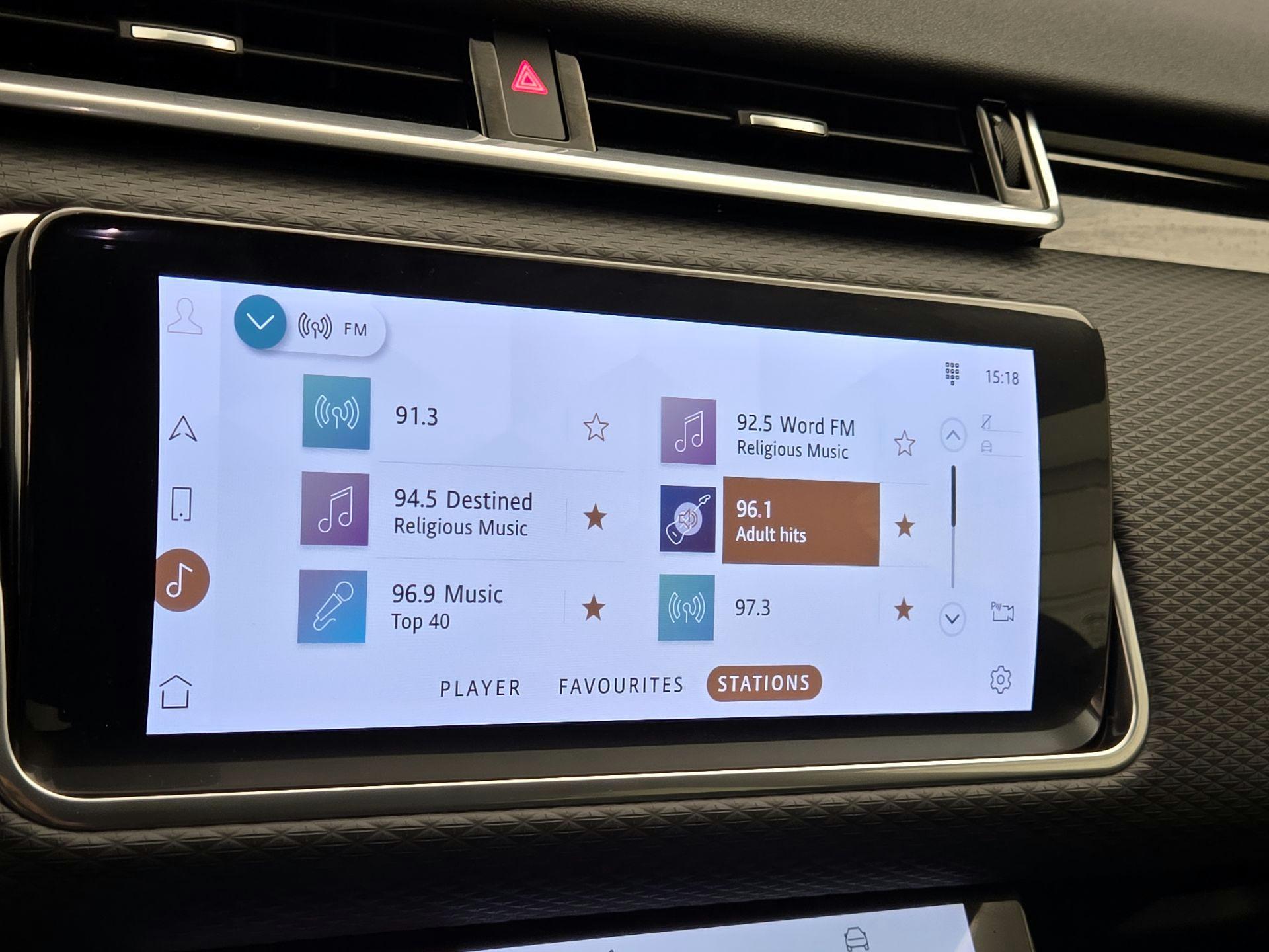 Thumbnail: 2021 Land Rover Range Rover Velar - 15