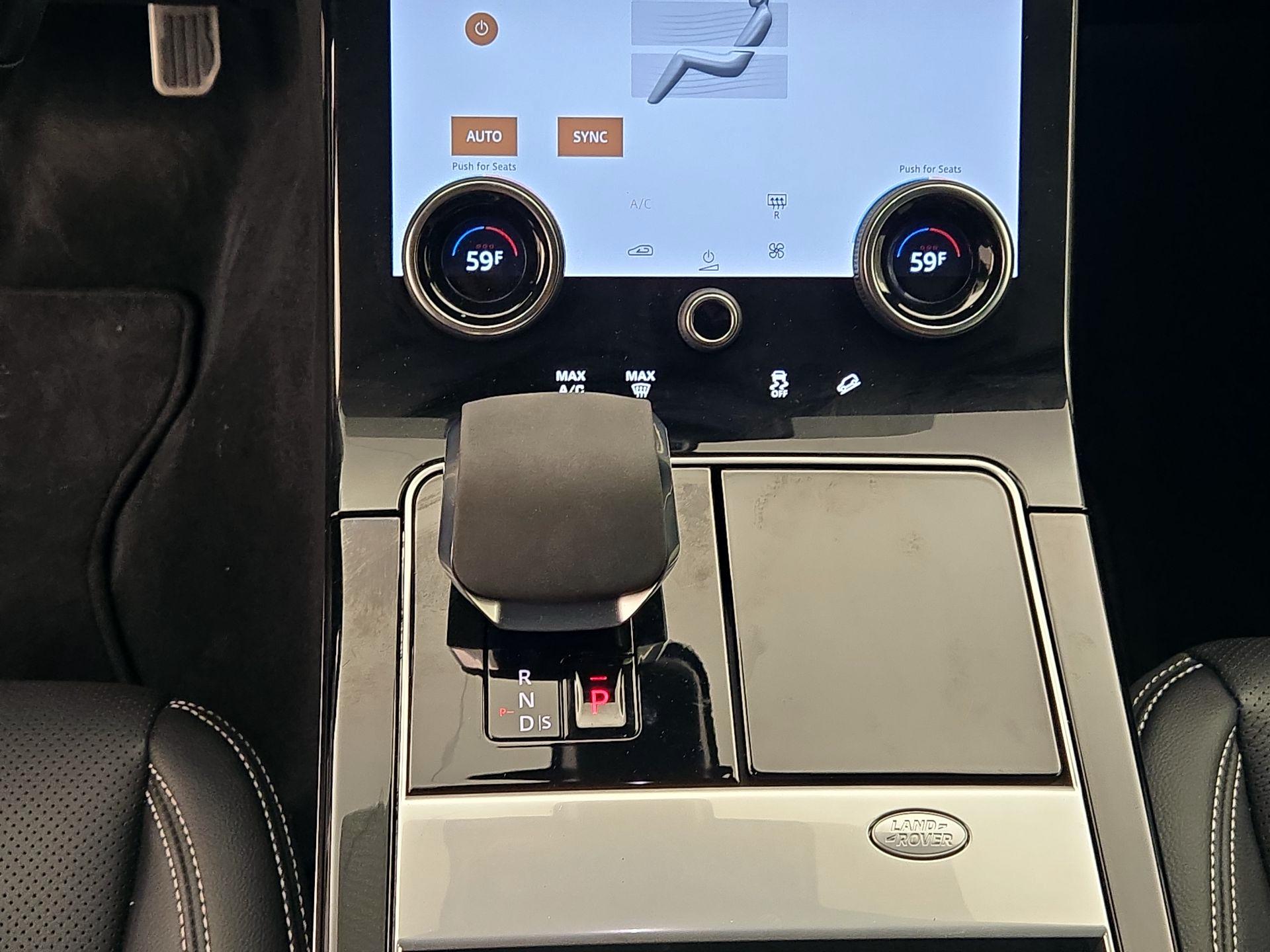 Thumbnail: 2021 Land Rover Range Rover Velar - 17