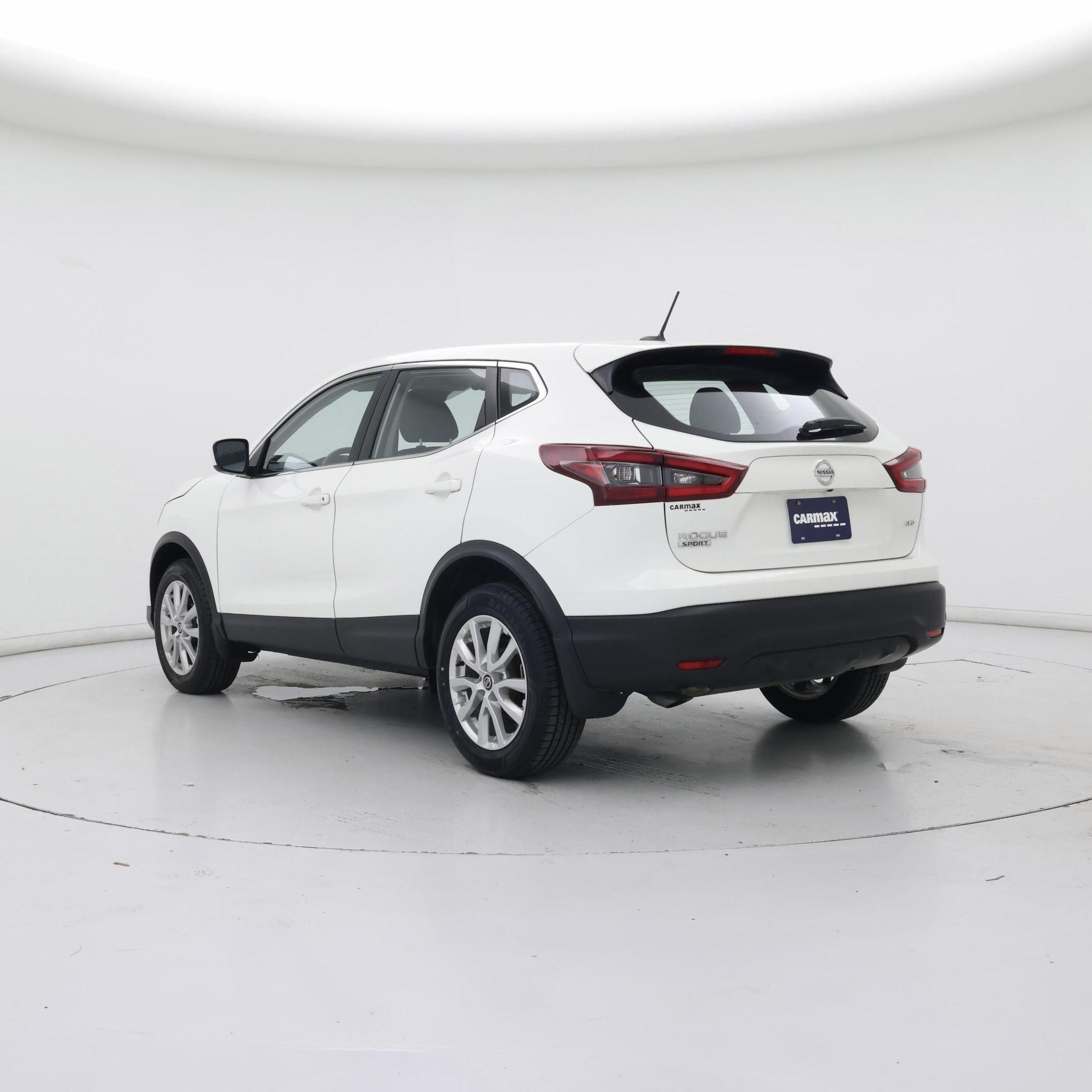 Thumbnail: 2022 Nissan Rogue Sport - 2