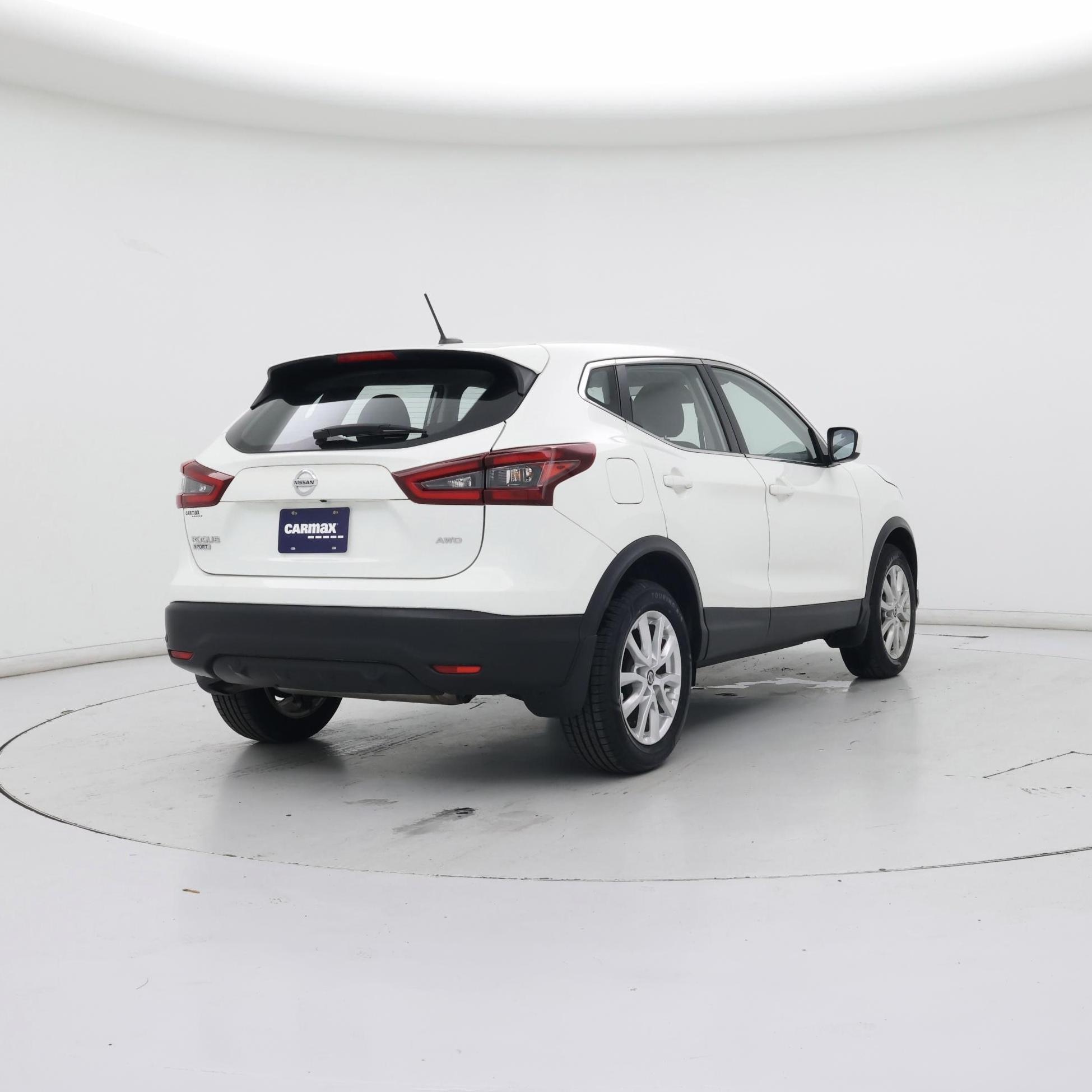 Thumbnail: 2022 Nissan Rogue Sport - 8
