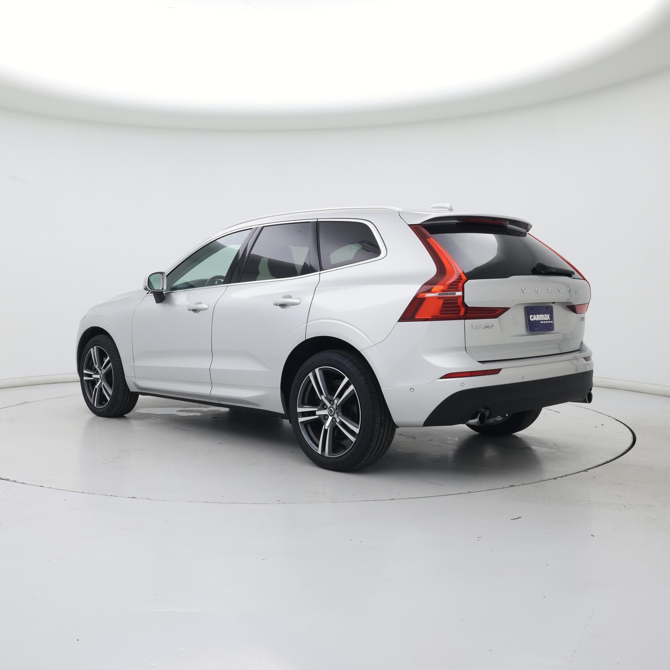 Thumbnail: 2019 Volvo XC60 - 2