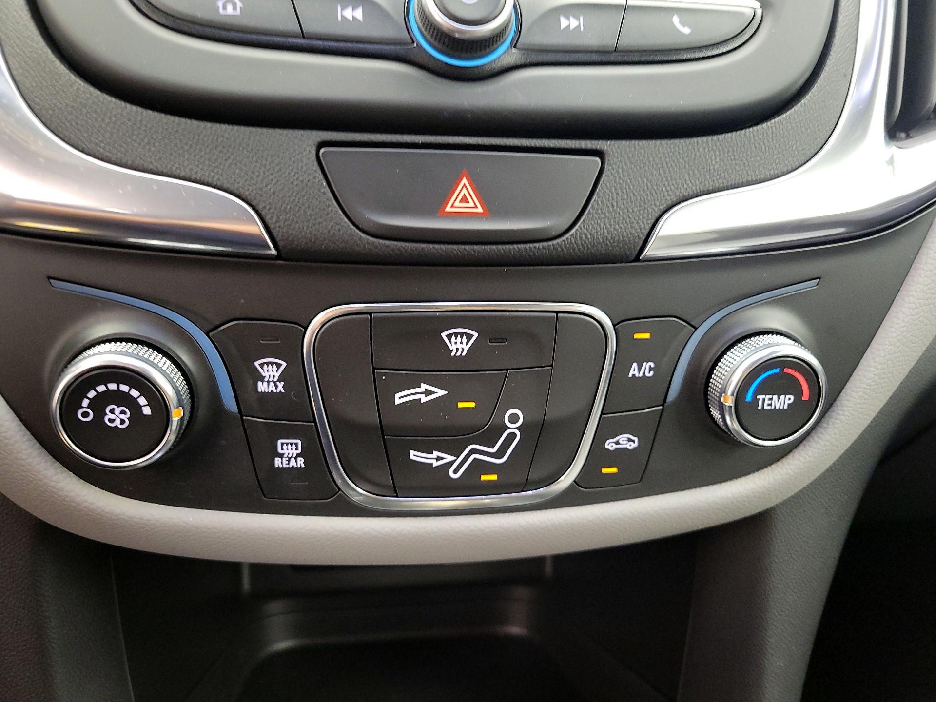Thumbnail: 2021 Chevrolet Equinox - 16