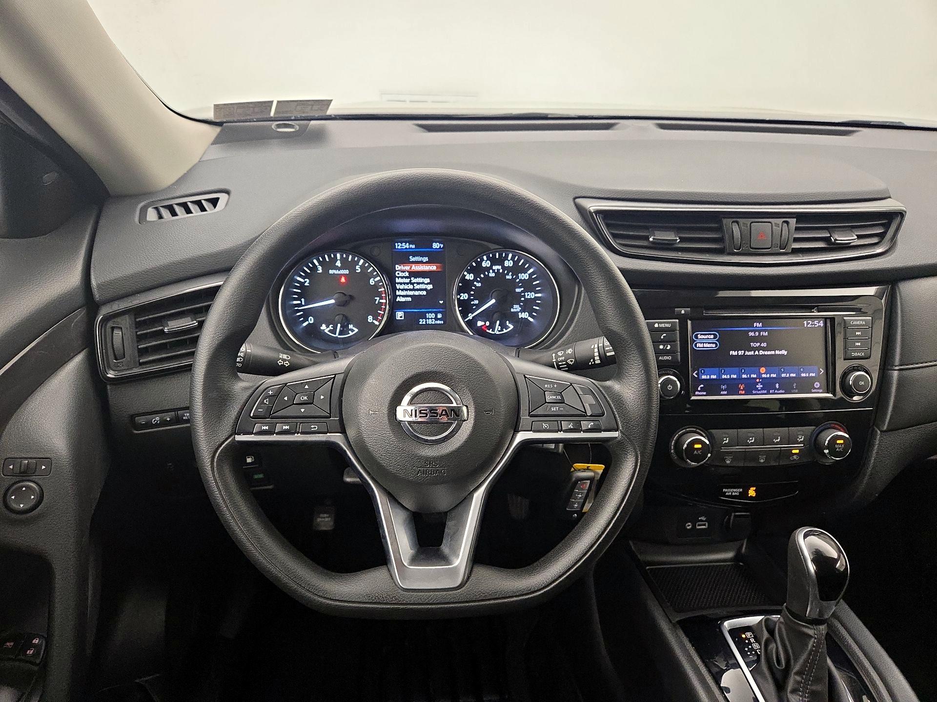 Thumbnail: 2019 Nissan Rogue - 10