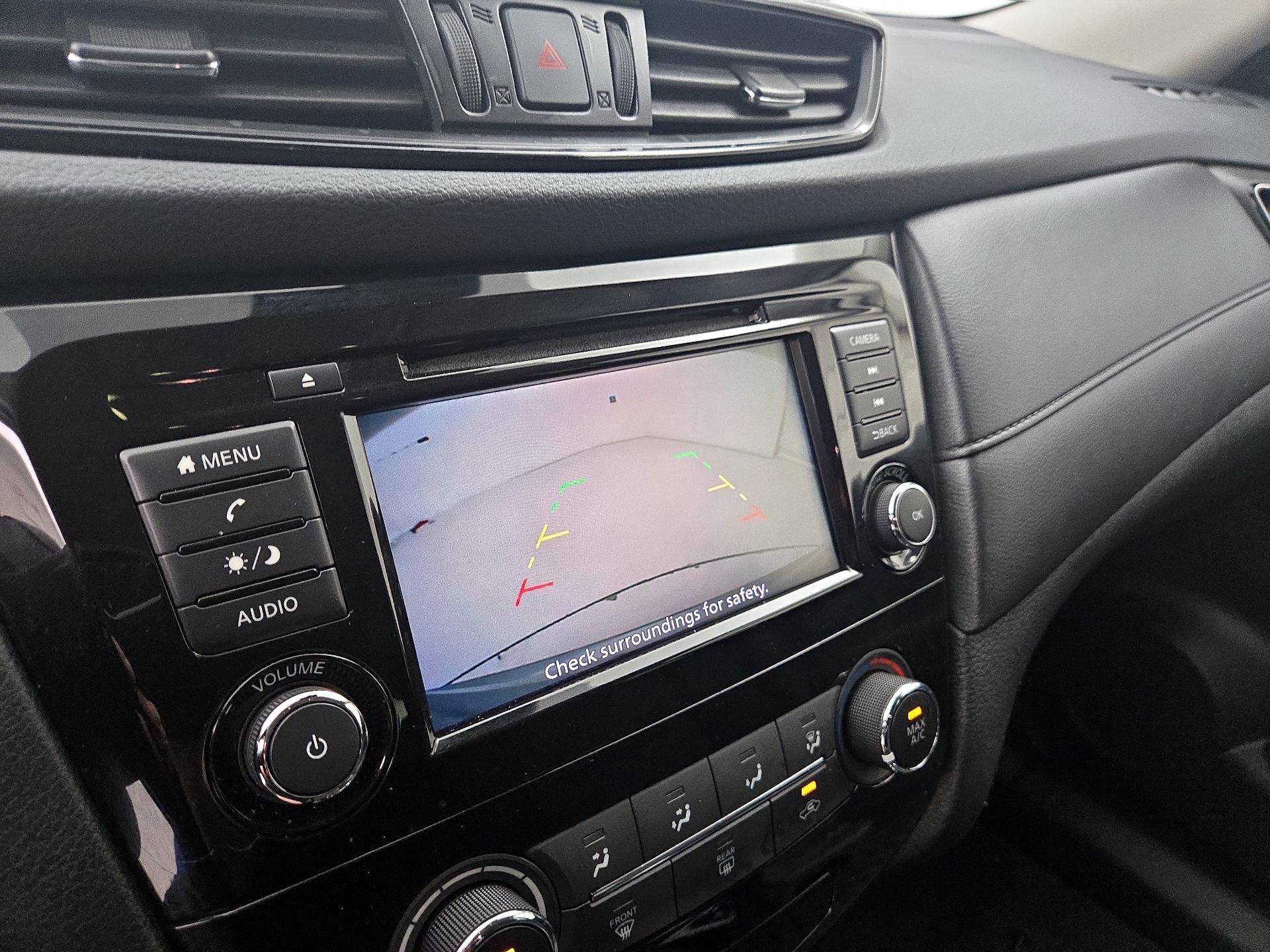 Thumbnail: 2019 Nissan Rogue - 14