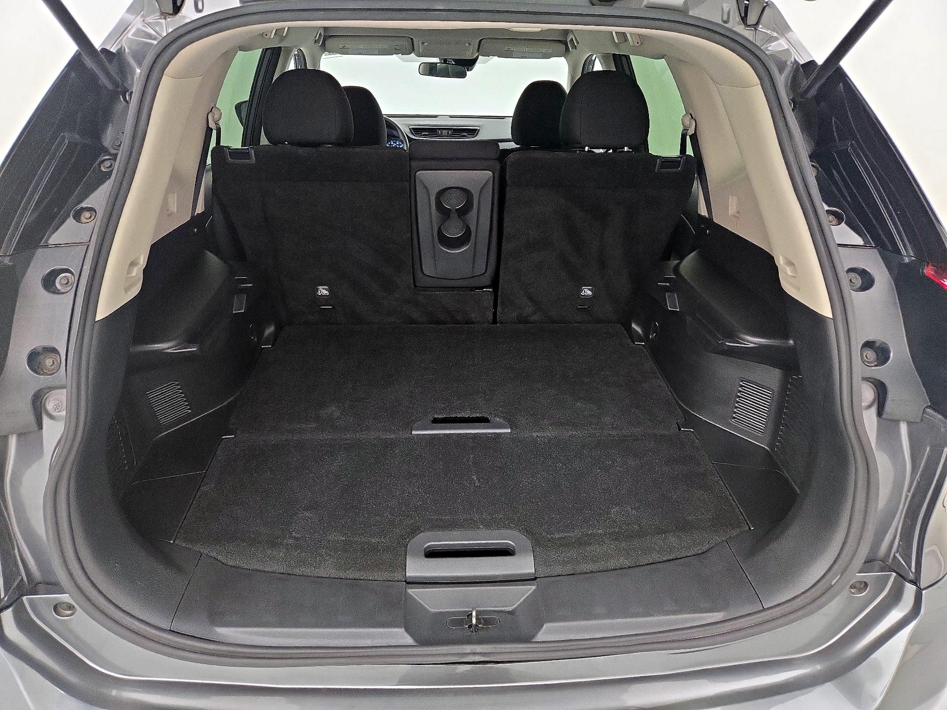 Thumbnail: 2019 Nissan Rogue - 20