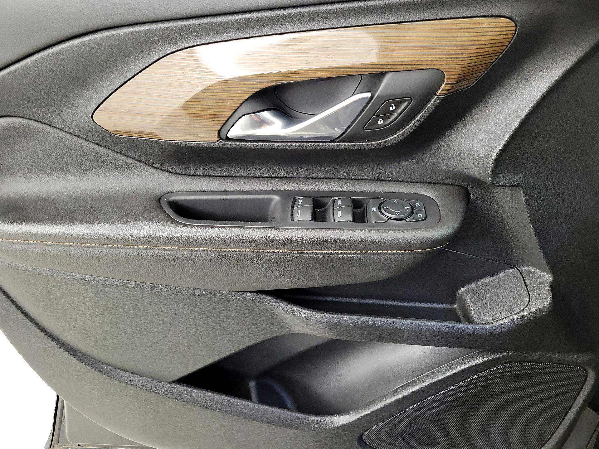 Thumbnail: 2020 GMC Terrain - 12
