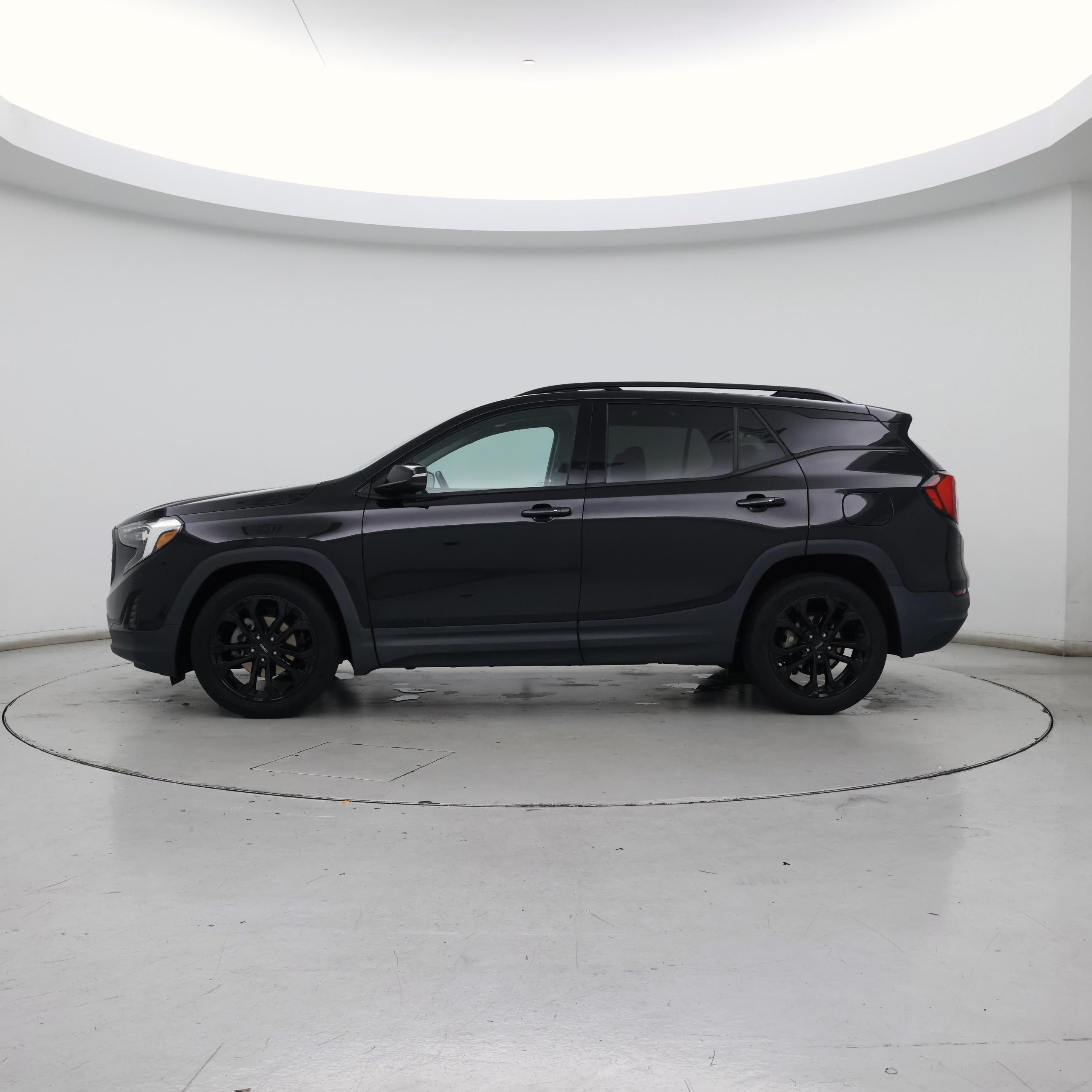 Thumbnail: 2020 GMC Terrain - 3