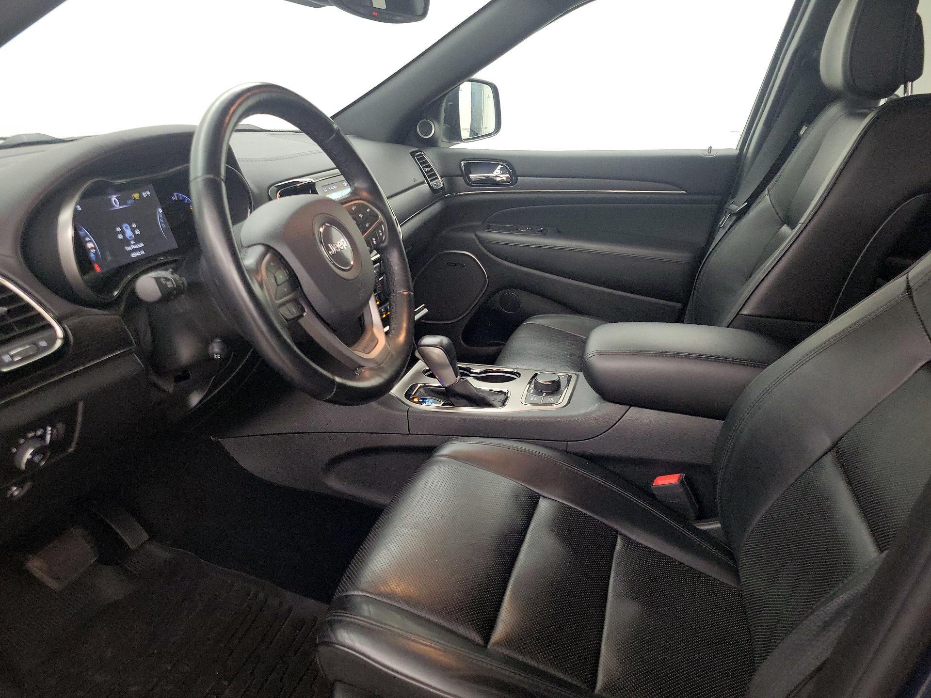 Thumbnail: 2021 Jeep Grand Cherokee - 11