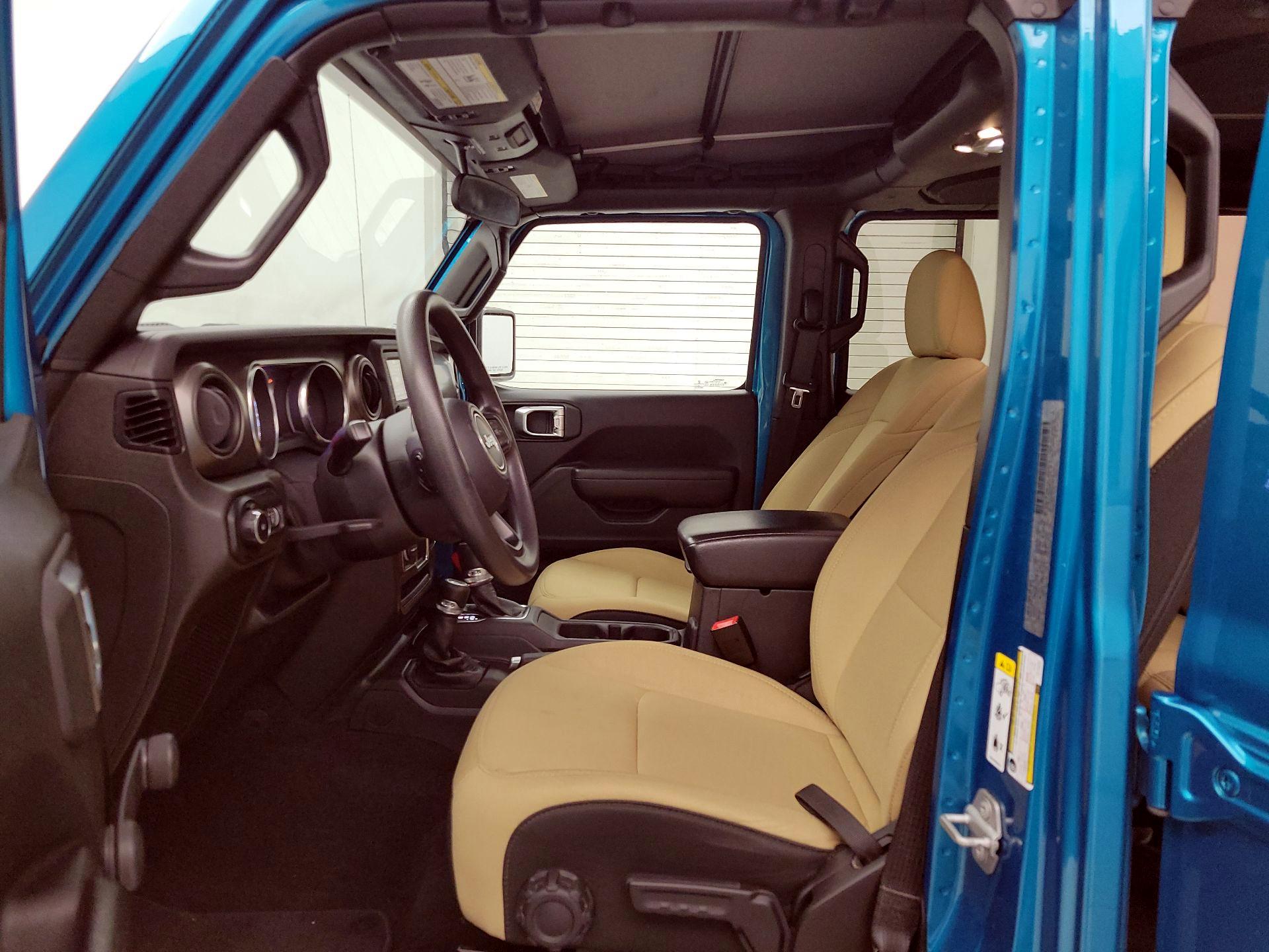 Thumbnail: 2020 Jeep Wrangler - 11