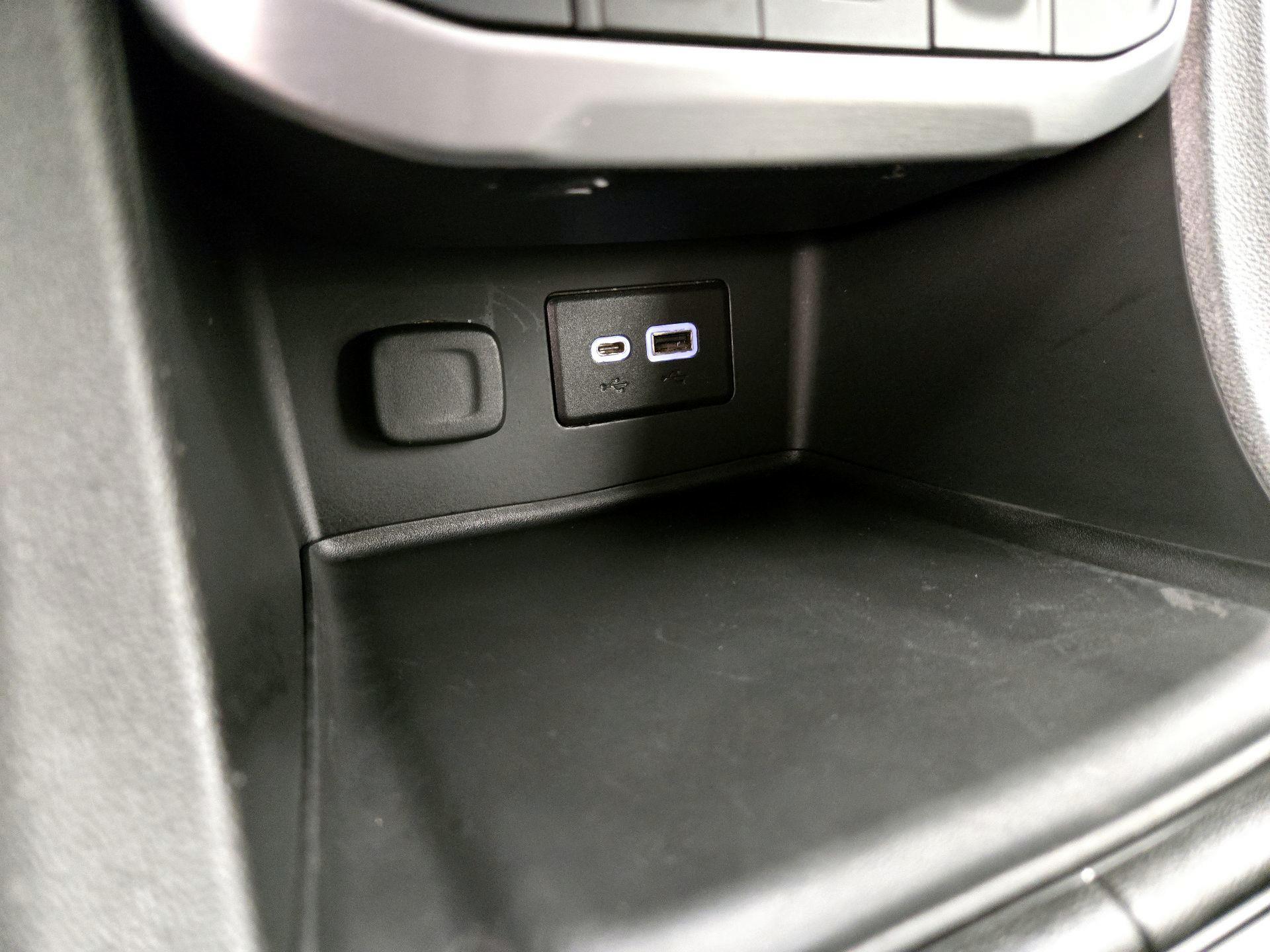Thumbnail: 2021 GMC Acadia - 18