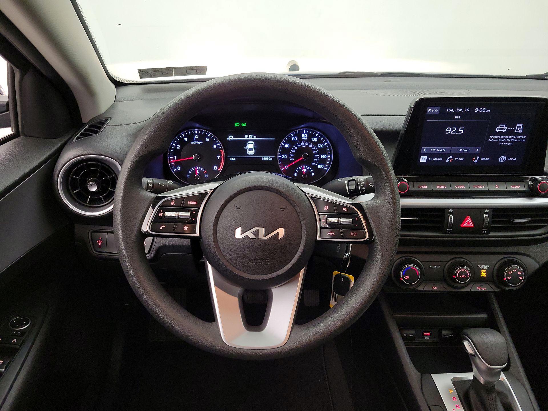 Thumbnail: 2023 Kia Forte - 10