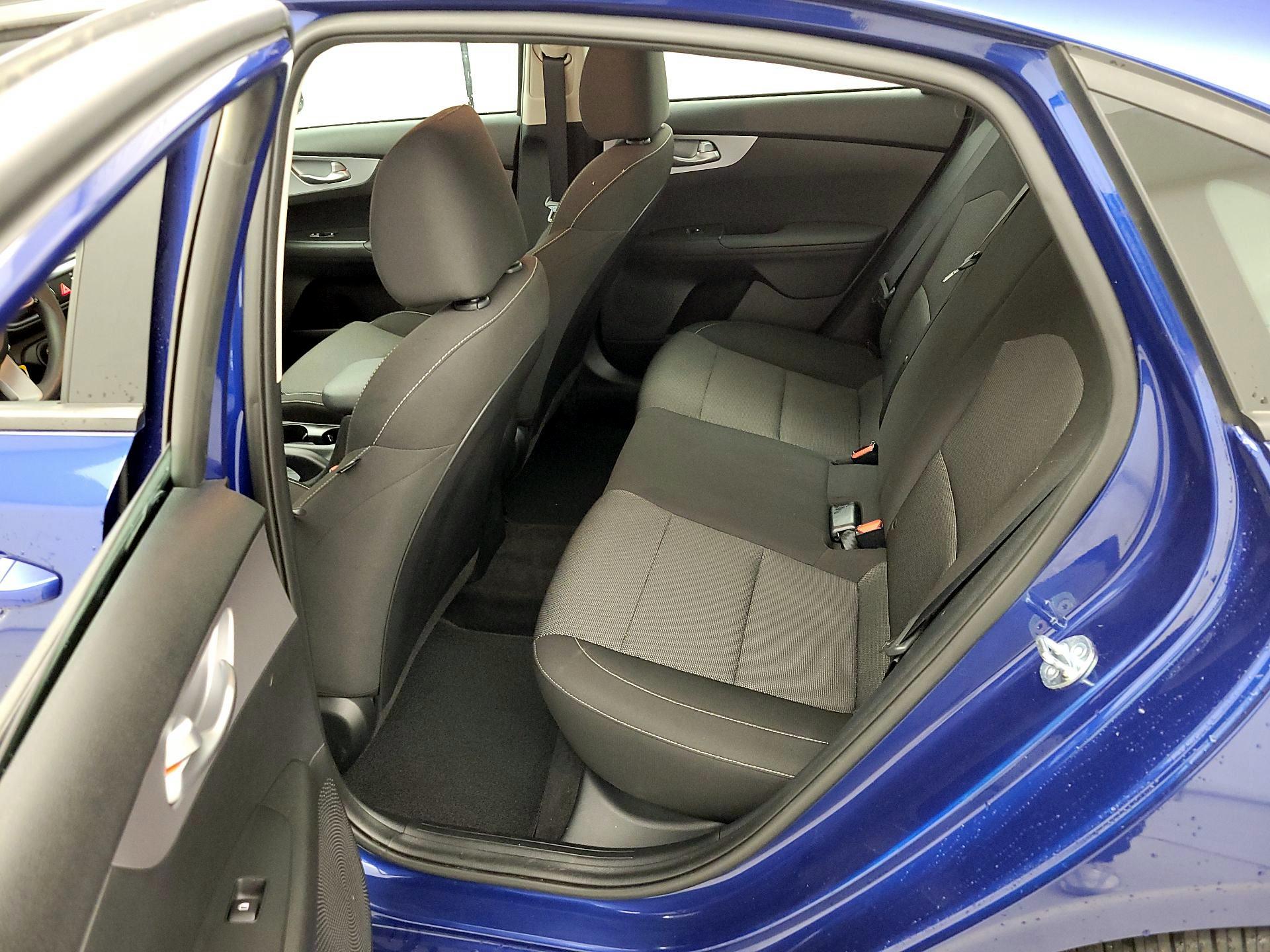 Thumbnail: 2023 Kia Forte - 19