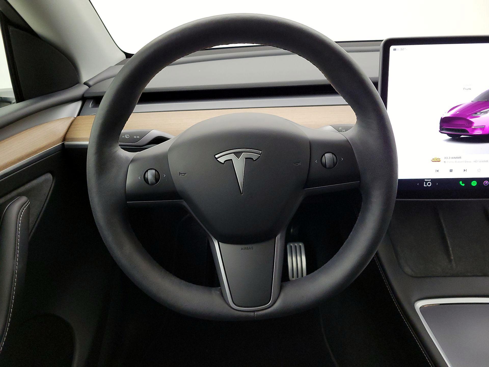 Thumbnail: 2023 Tesla Model Y - 10