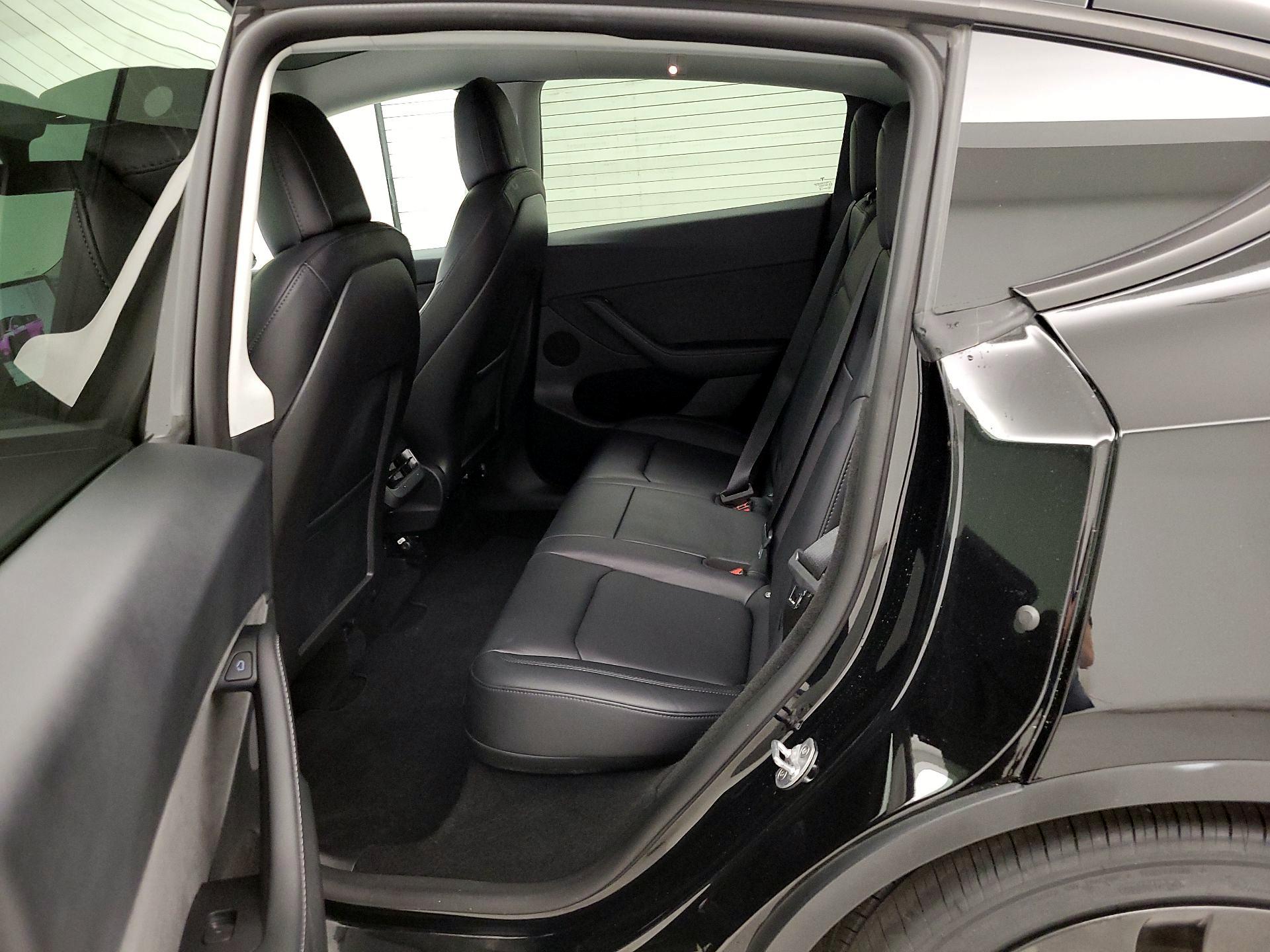 Thumbnail: 2023 Tesla Model Y - 19