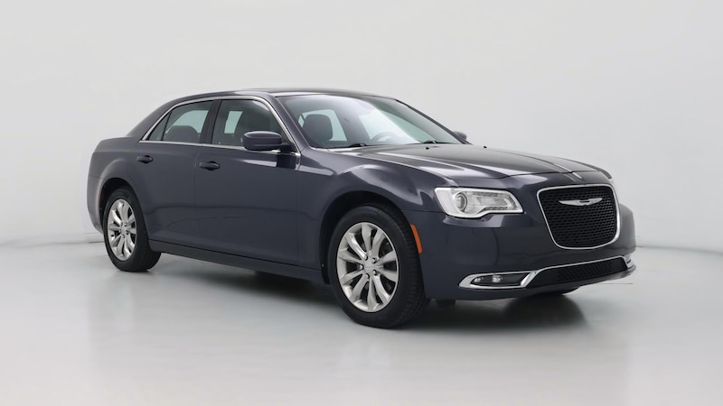 2016 Chrysler 300 Anniversary Edition Hero Image