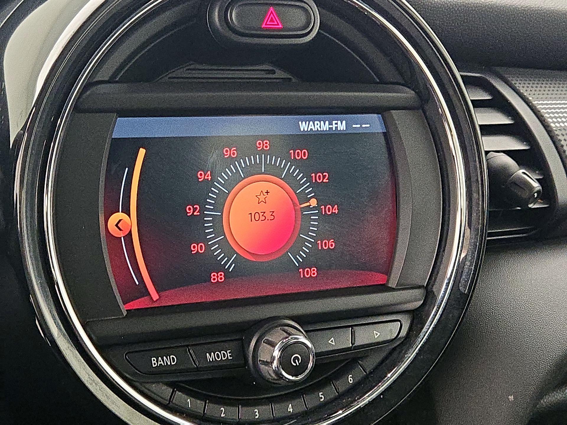 Thumbnail: 2019 MINI Cooper Hardtop - 14