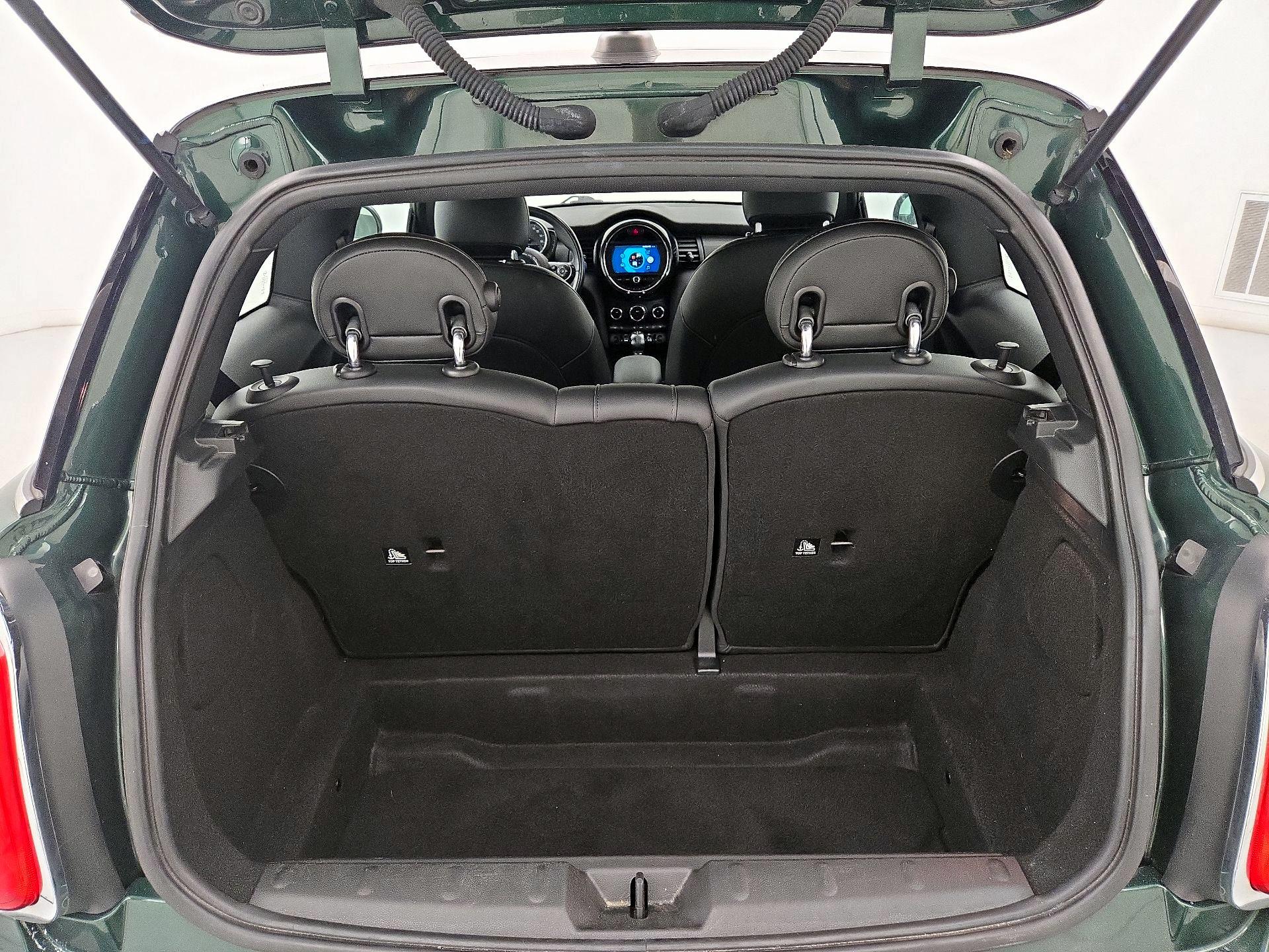 Thumbnail: 2019 MINI Cooper Hardtop - 20