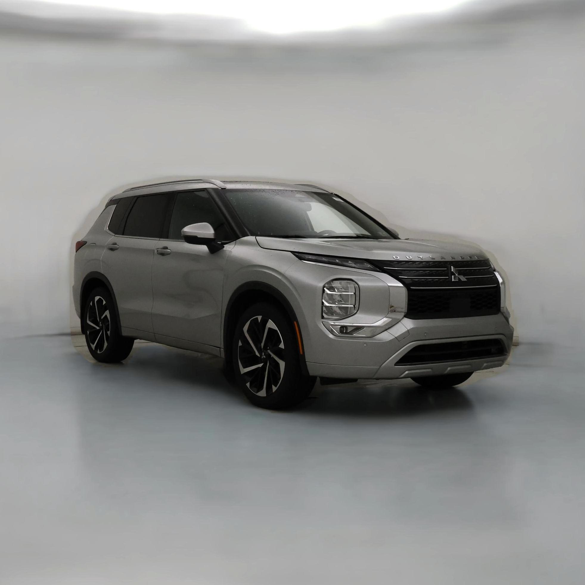 Thumbnail: 2022 Mitsubishi Outlander - 1