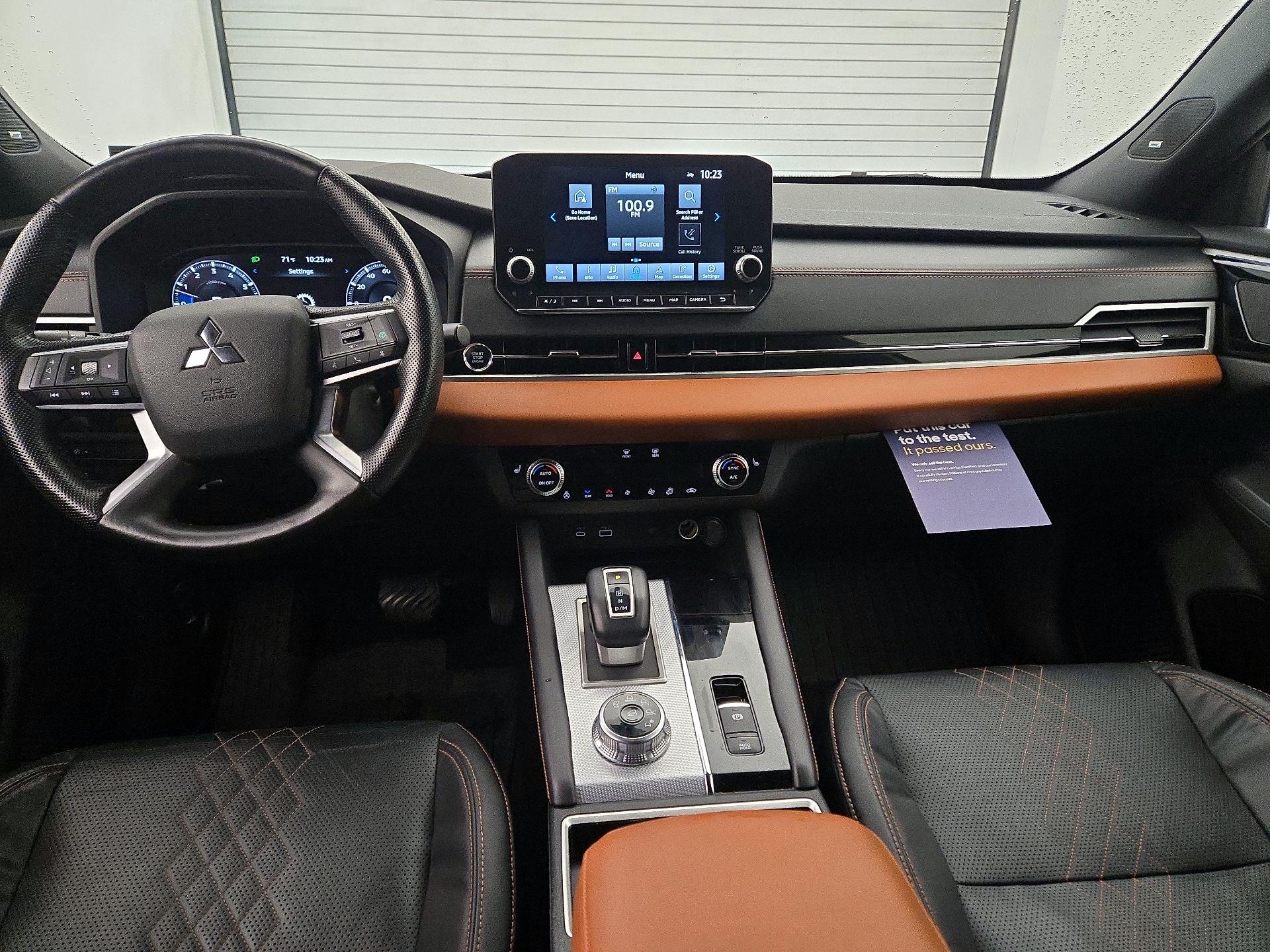 Thumbnail: 2022 Mitsubishi Outlander - 9