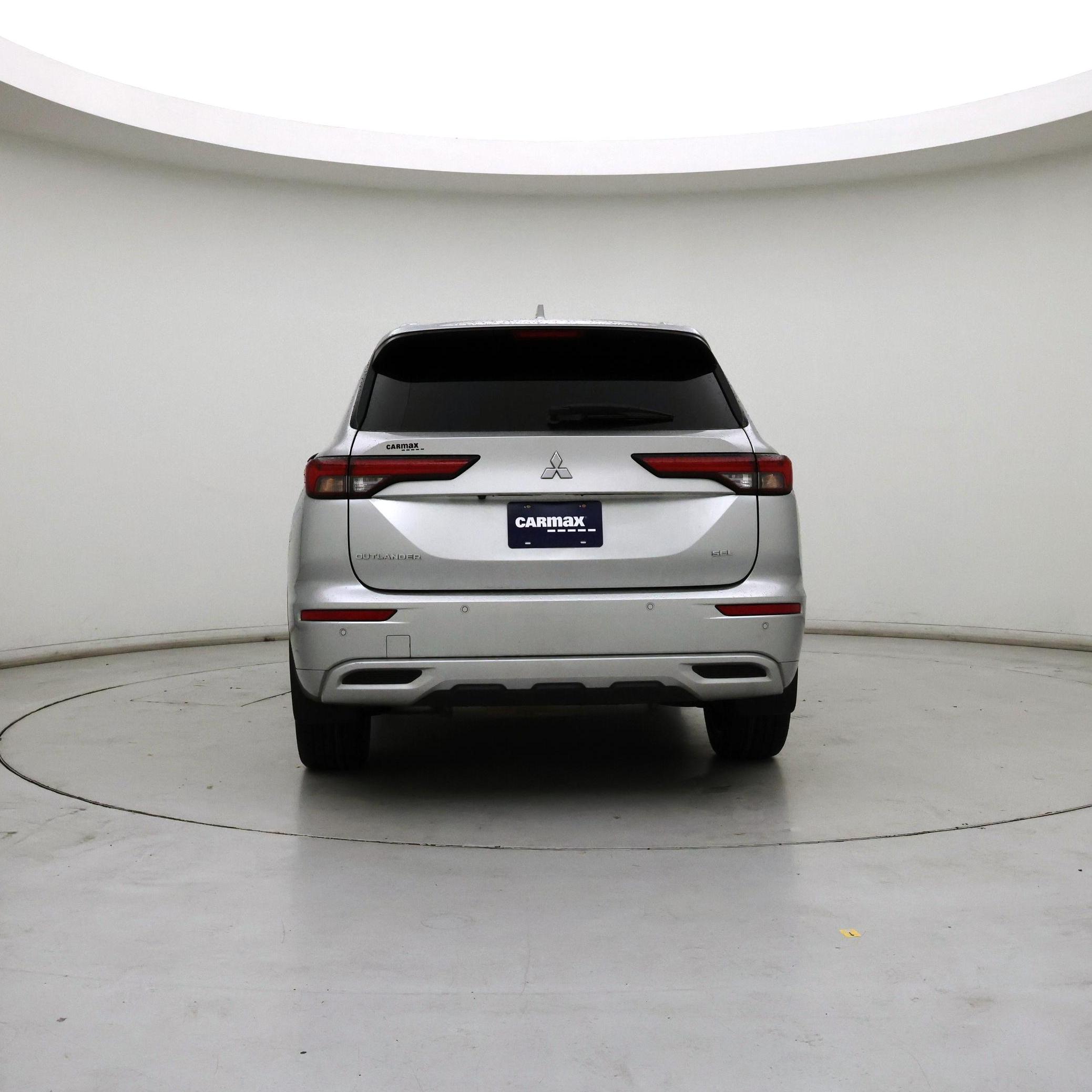 Thumbnail: 2022 Mitsubishi Outlander - 6