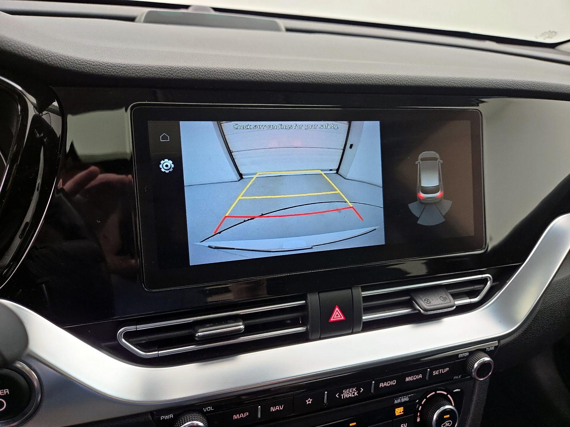 Thumbnail: 2022 Kia Niro - 14