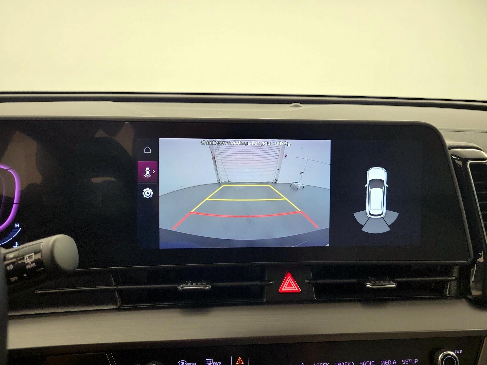 Thumbnail: 2023 Kia Sportage - 13