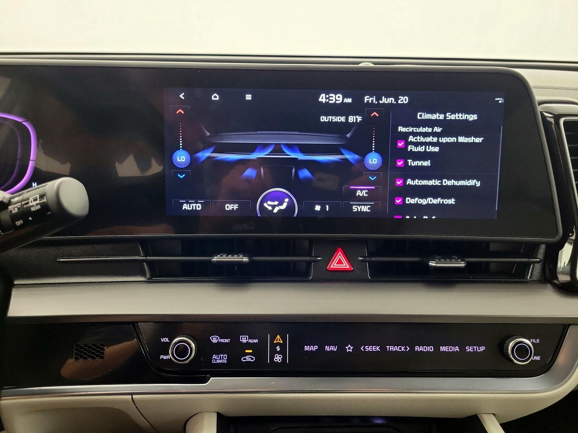 Thumbnail: 2023 Kia Sportage - 15