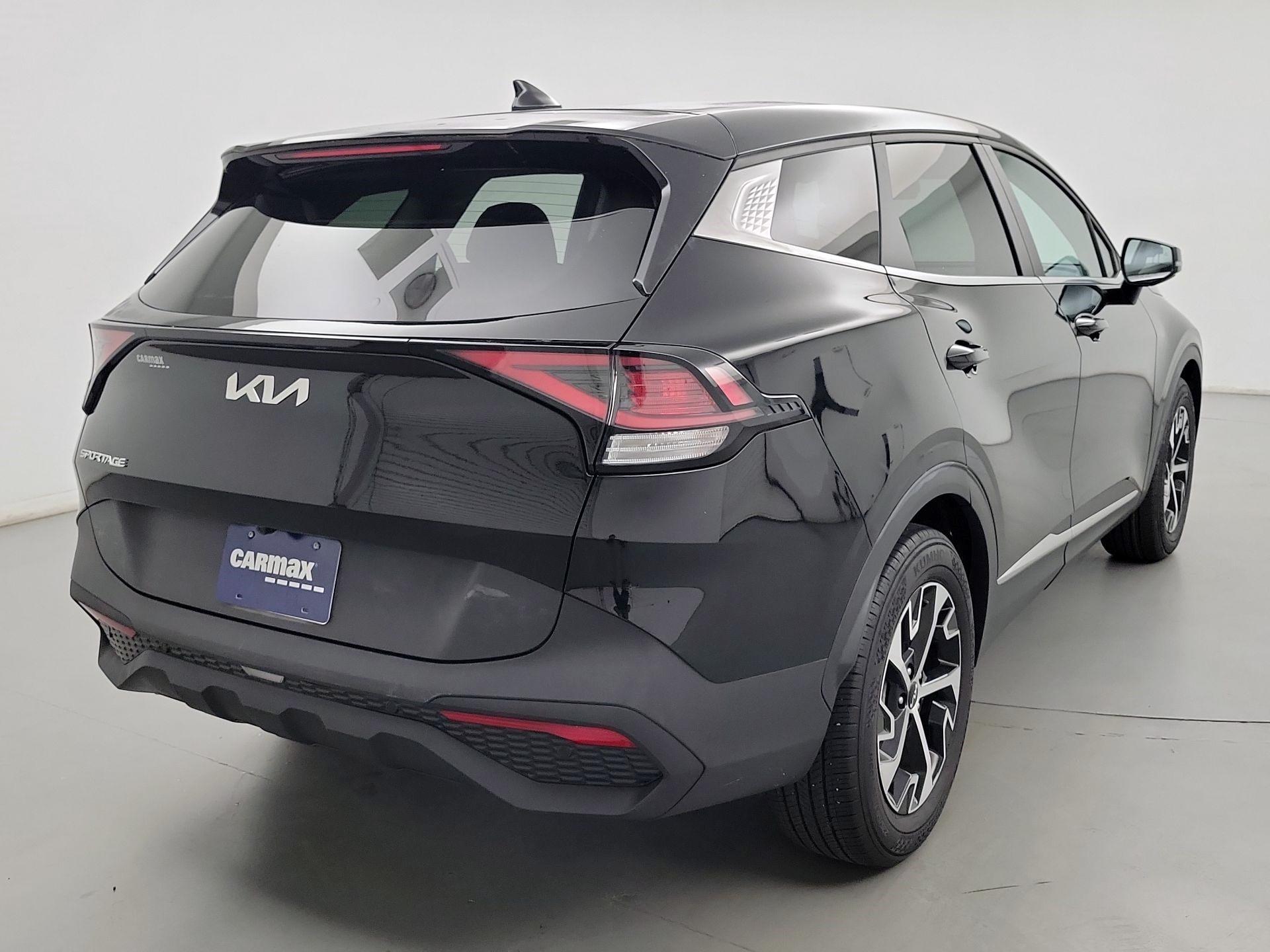 Thumbnail: 2023 Kia Sportage - 5