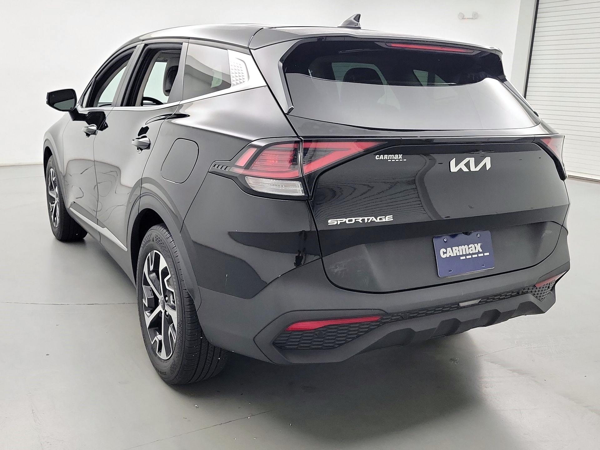 Thumbnail: 2023 Kia Sportage - 7