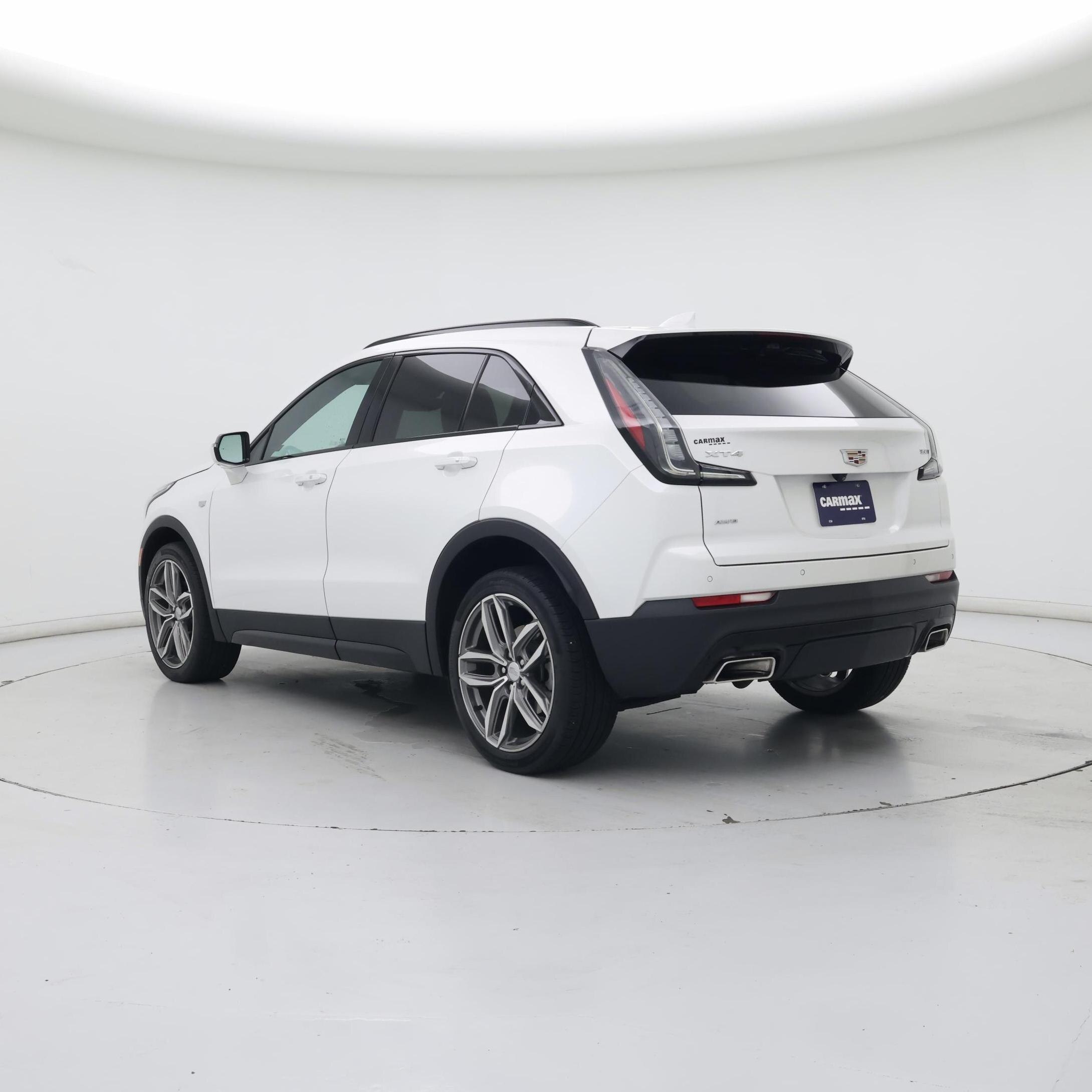 Thumbnail: 2022 Cadillac XT4 - 2