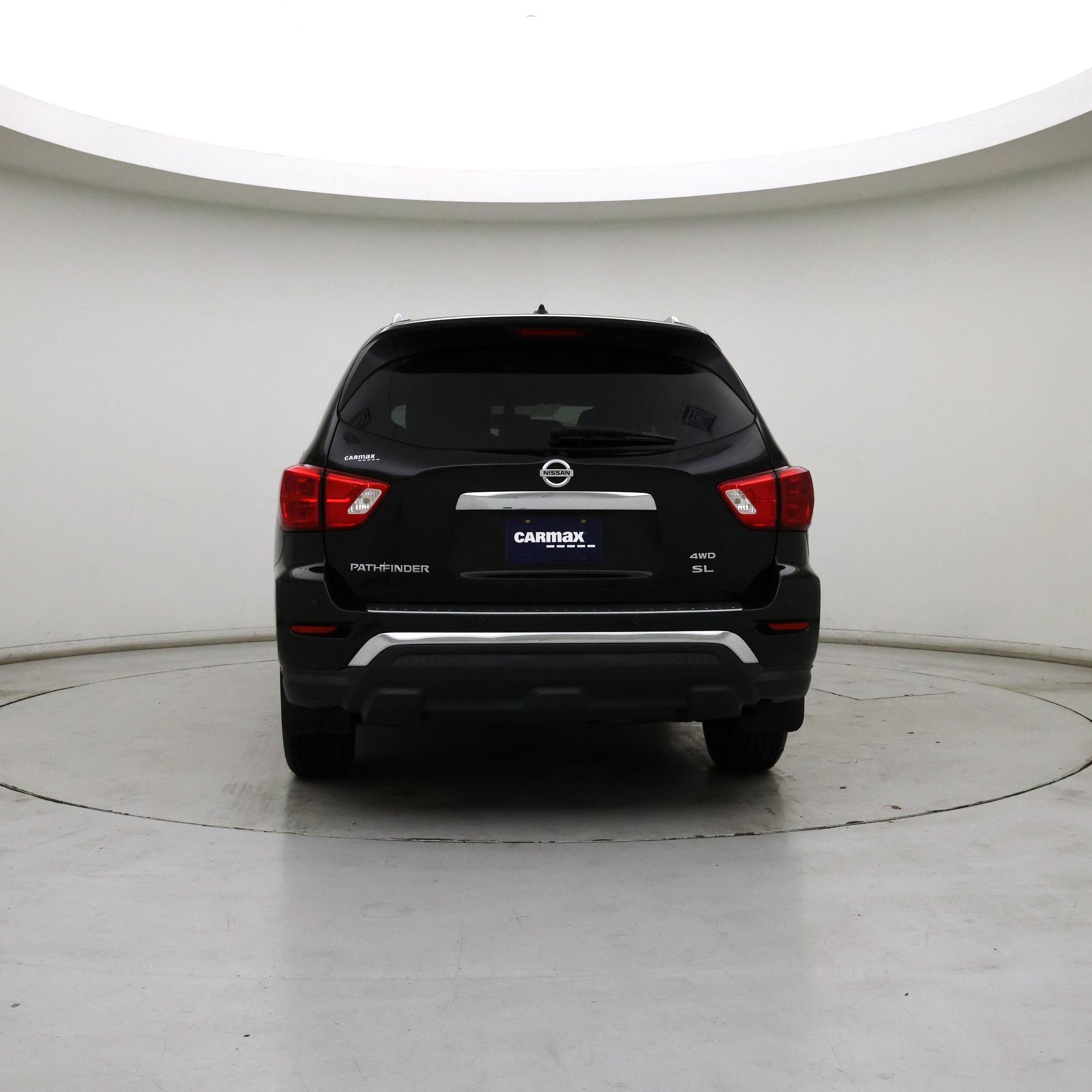 Thumbnail: 2017 Nissan Pathfinder - 6