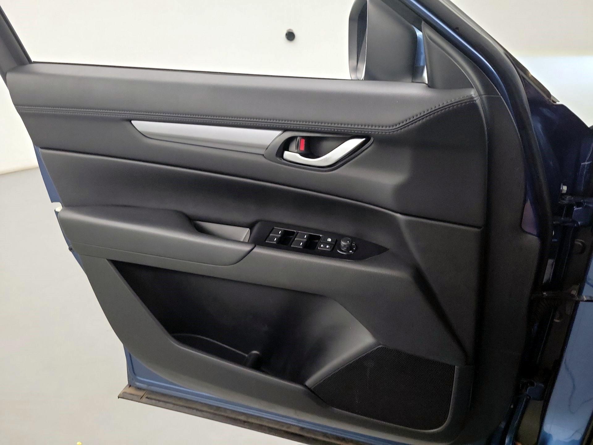 Thumbnail: 2021 Mazda CX-5 - 10