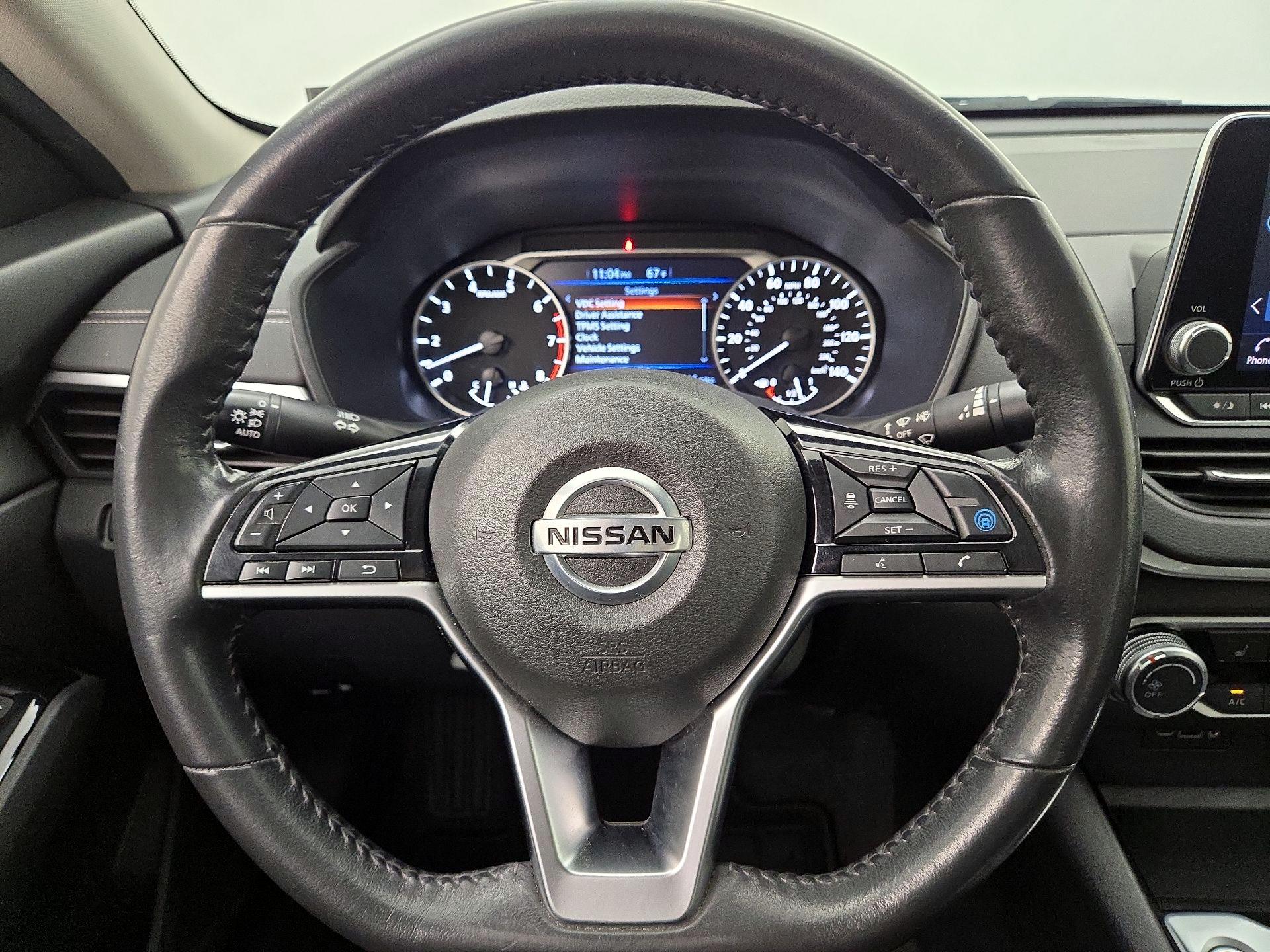 Thumbnail: 2022 Nissan Altima - 10