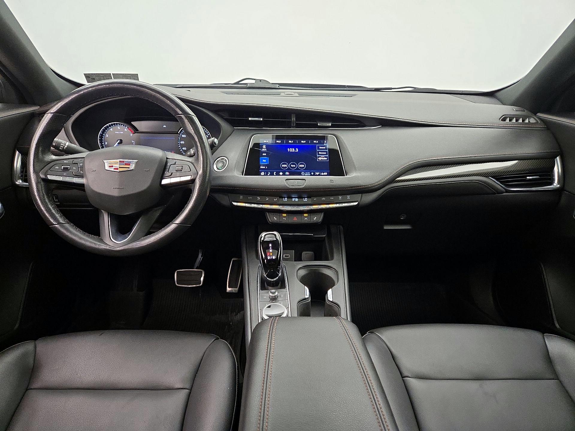 Thumbnail: 2021 Cadillac XT4 - 9