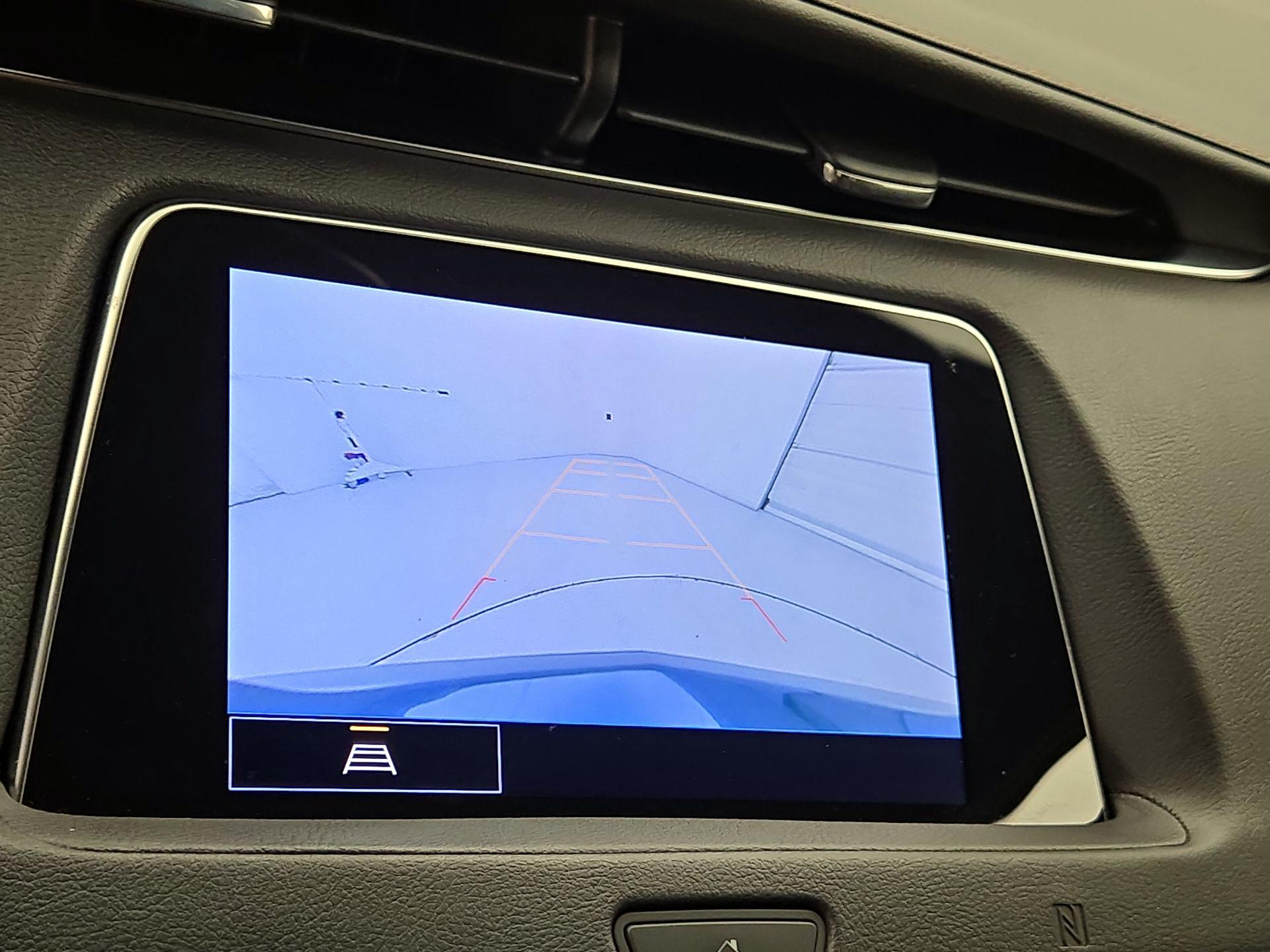 Thumbnail: 2021 Cadillac XT4 - 13