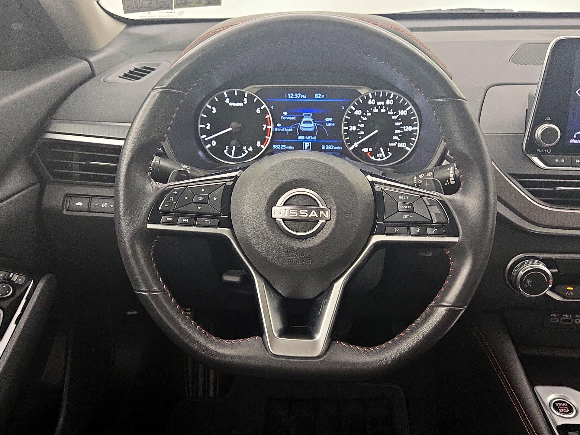 Thumbnail: 2023 Nissan Altima - 10