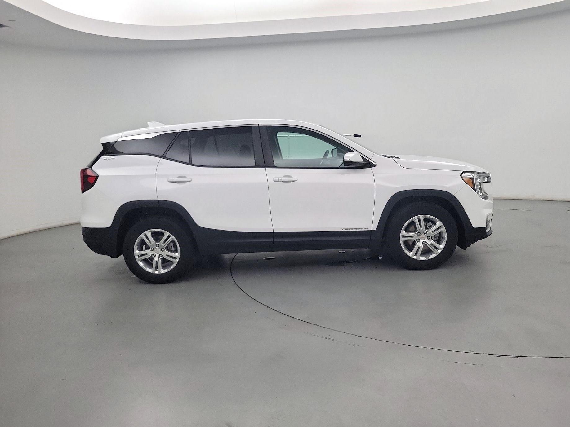 Thumbnail: 2022 GMC Terrain - 4