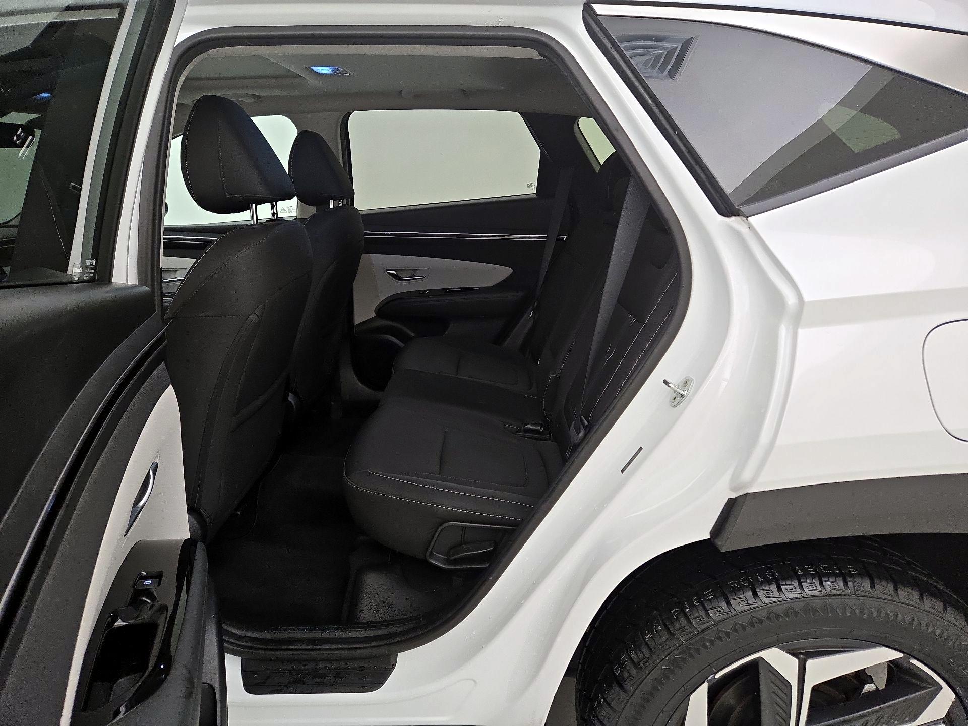 Thumbnail: 2022 Hyundai Tucson - 18