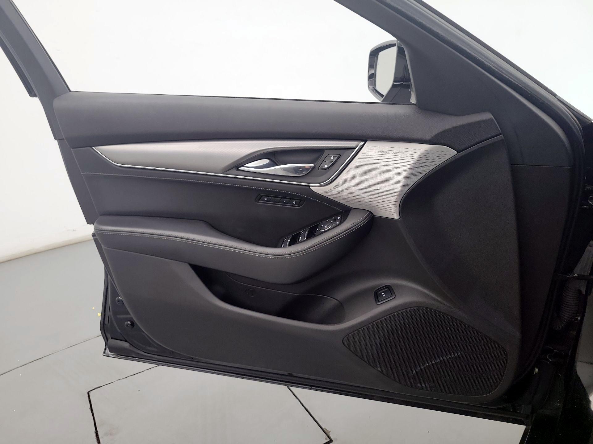 Thumbnail: 2022 Cadillac CT5 - 12