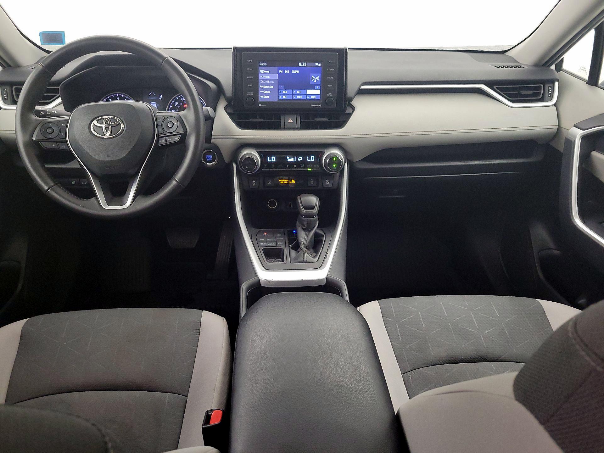Thumbnail: 2022 Toyota RAV4 - 9