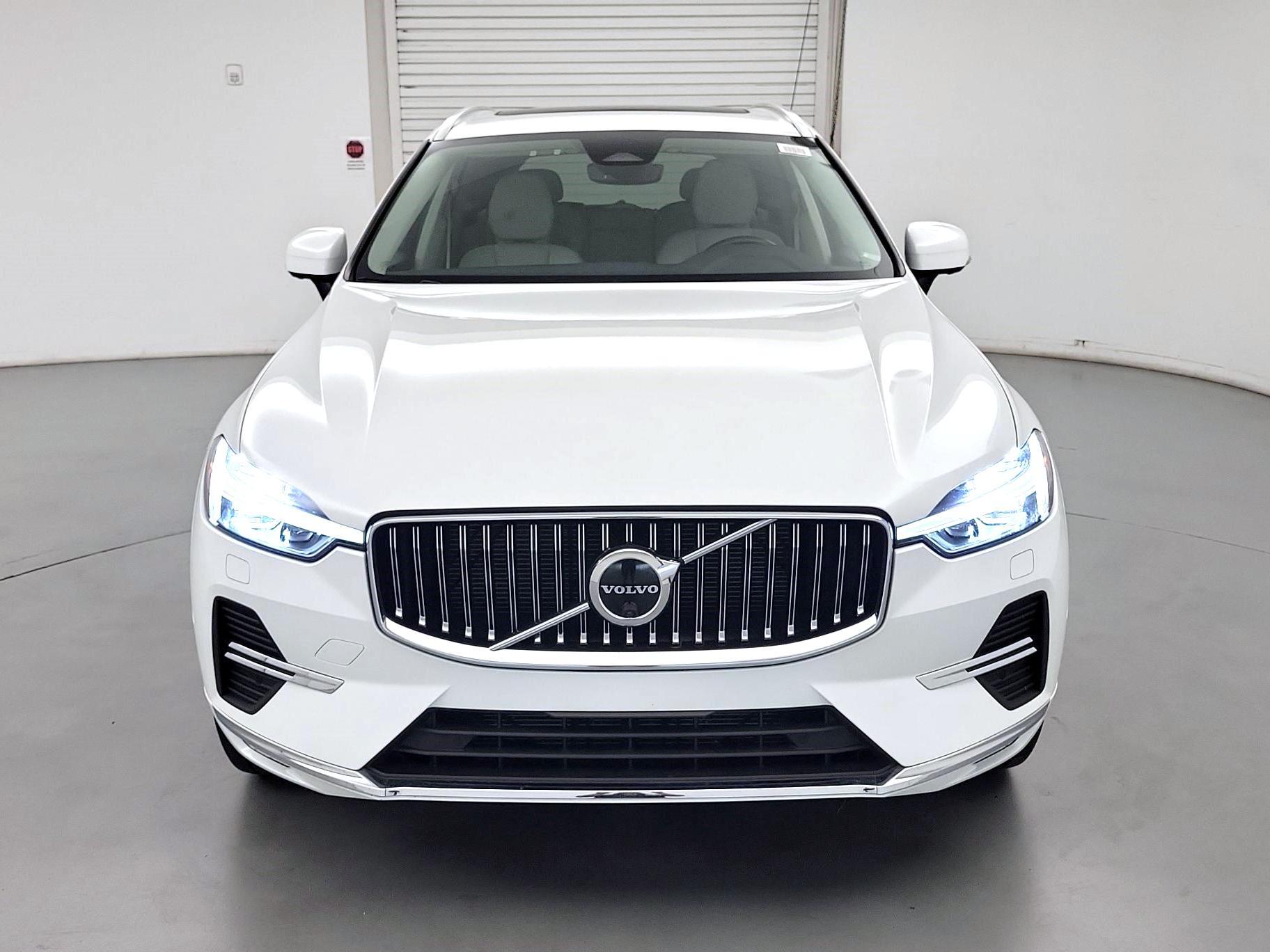 Thumbnail: 2023 Volvo XC60 - 2