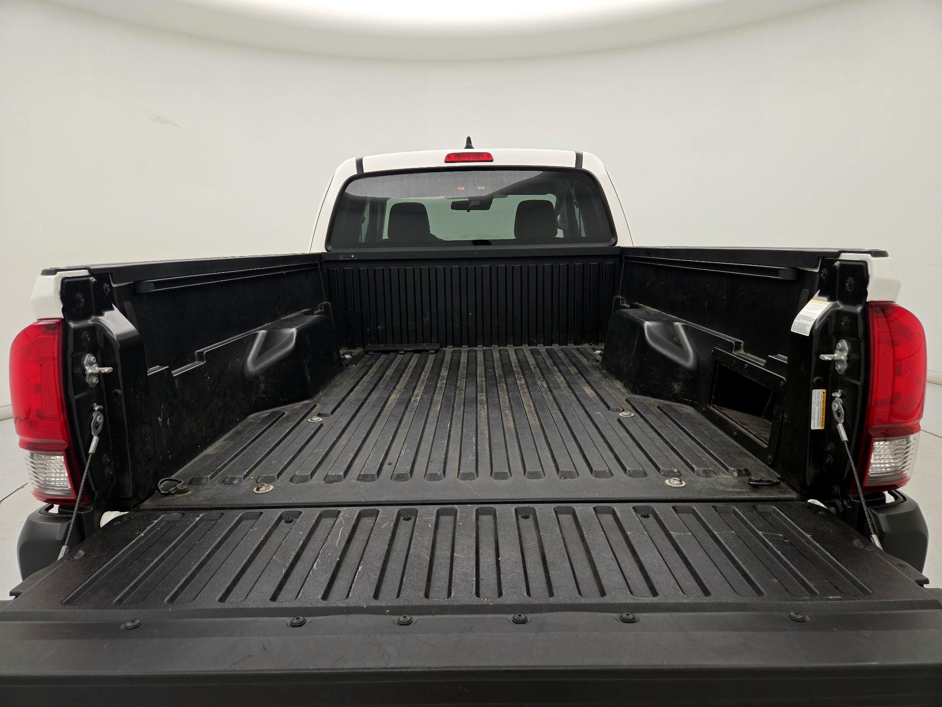 Thumbnail: 2021 Toyota Tacoma - 19