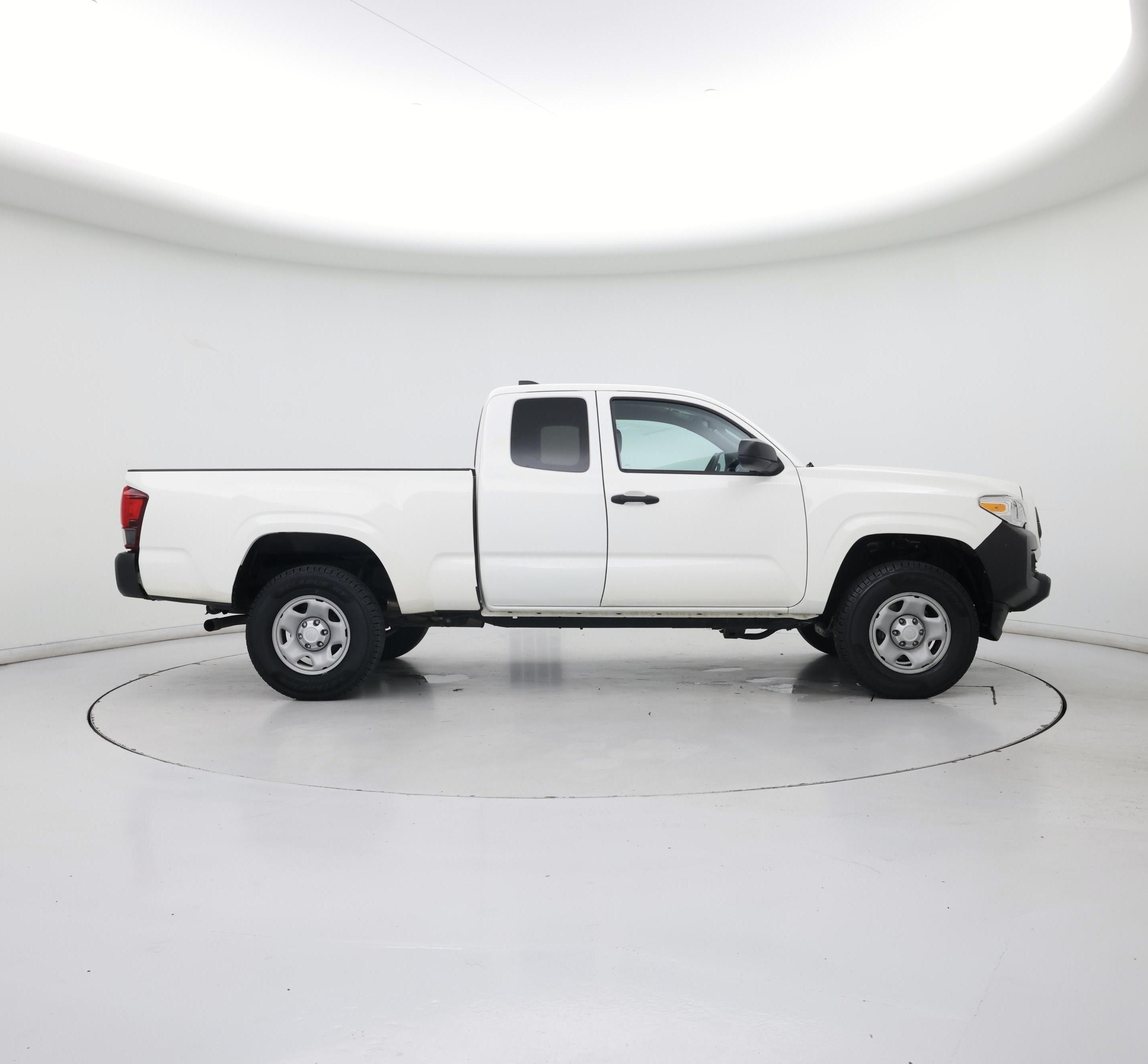 Thumbnail: 2021 Toyota Tacoma - 7